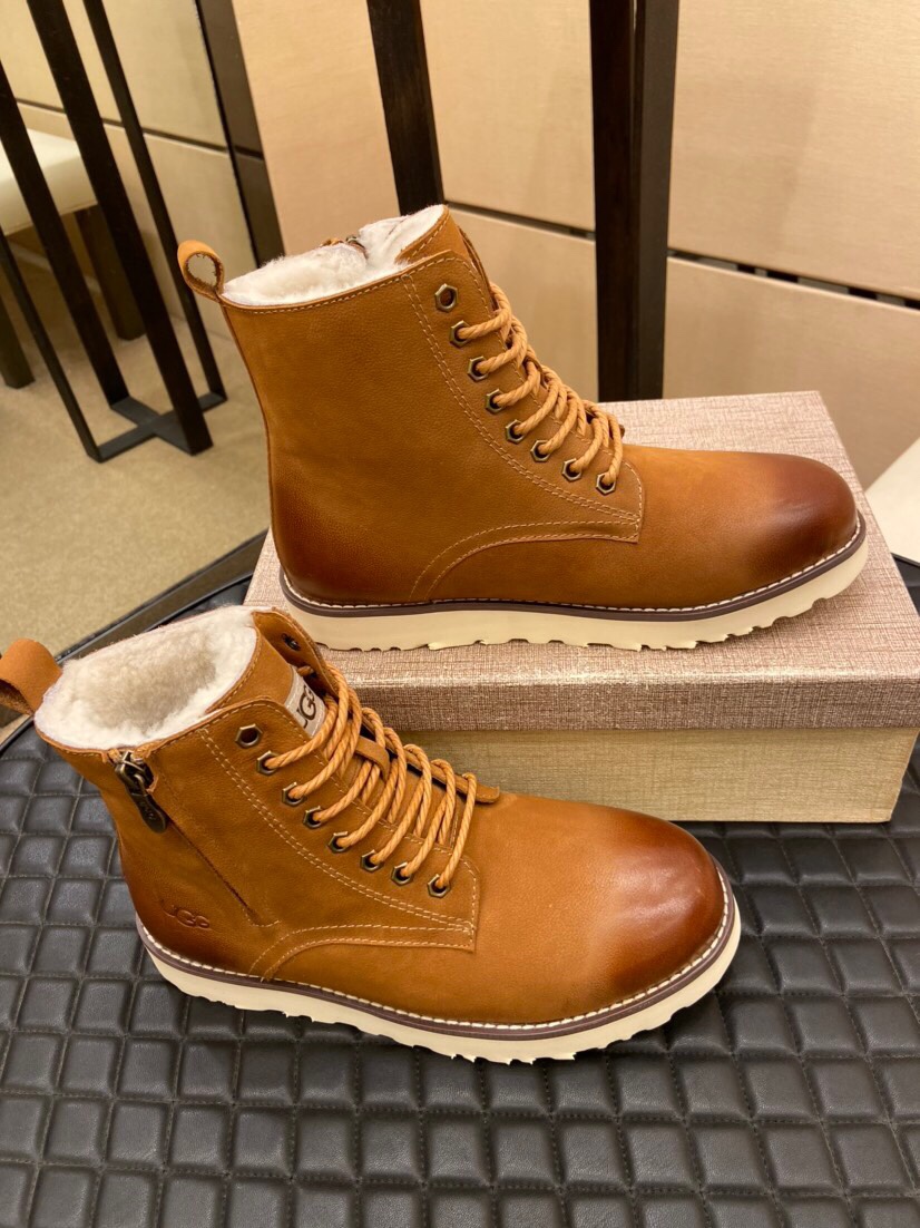 （真全羊毛里不加丝假毛）【UGG男鞋】 版型好到不多说，品质、做工、材料再度升级帅气来袭👏俊朗的外形👏精