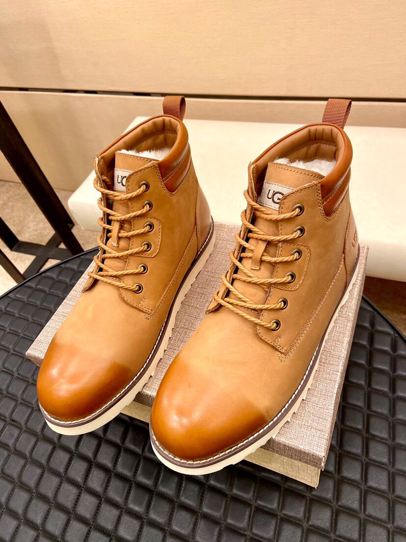 （真全羊毛里不加丝假毛）【UGG男鞋】 版型好到不多说，品质、做工、材料再度升级帅气来袭👏俊朗的外形👏精