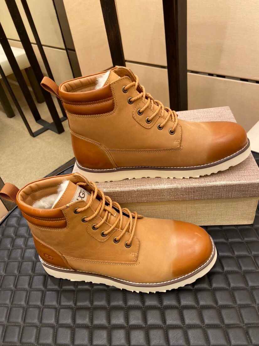（真全羊毛里不加丝假毛）【UGG男鞋】 版型好到不多说，品质、做工、材料再度升级帅气来袭👏俊朗的外形👏精