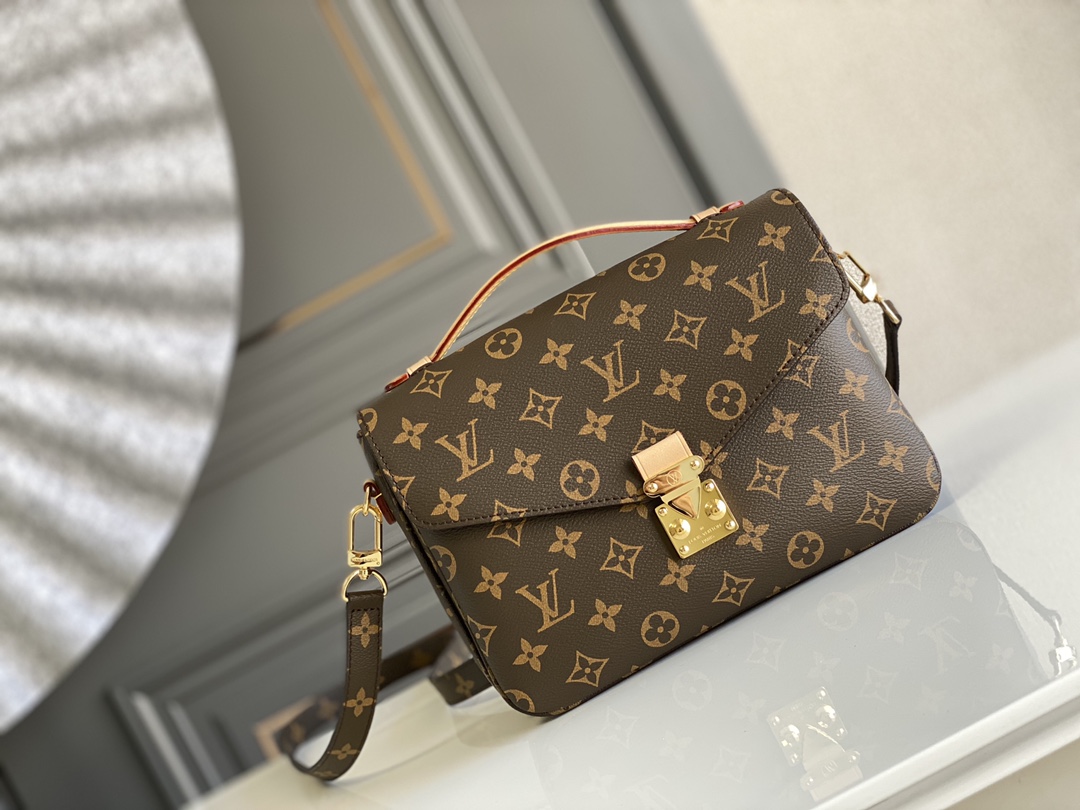 Louis Vuitton LV Pochette MeTis Bags Handbags Top Quality Designer Replica
 Gold Monogram Reverse Canvas Cowhide