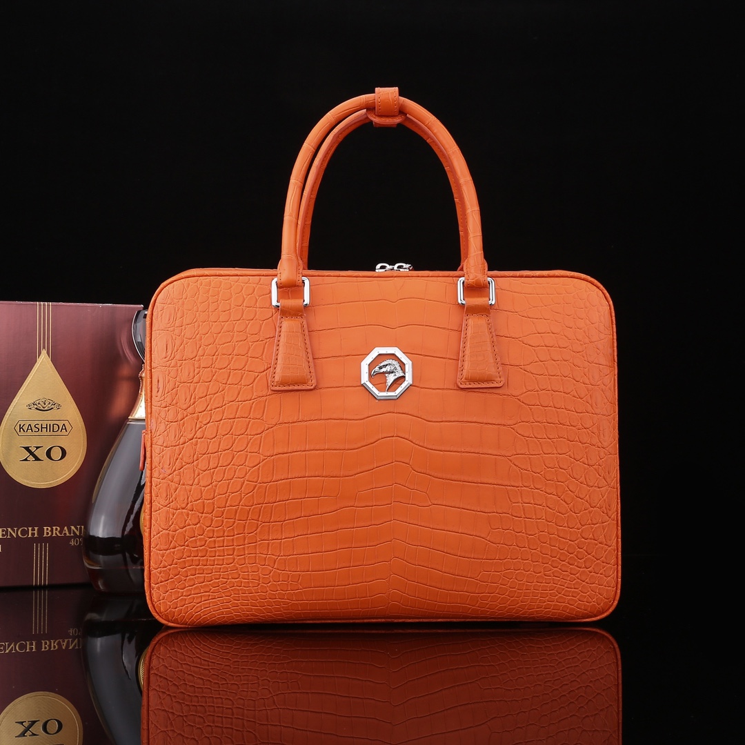 实拍图📸 国产 雾面鳄鱼肚皮🐊🐊史蒂芬 公文包💼⚠️纯钢五金 ⚠️【内里配头层牛皮】 尺寸 39*28*9💰3300