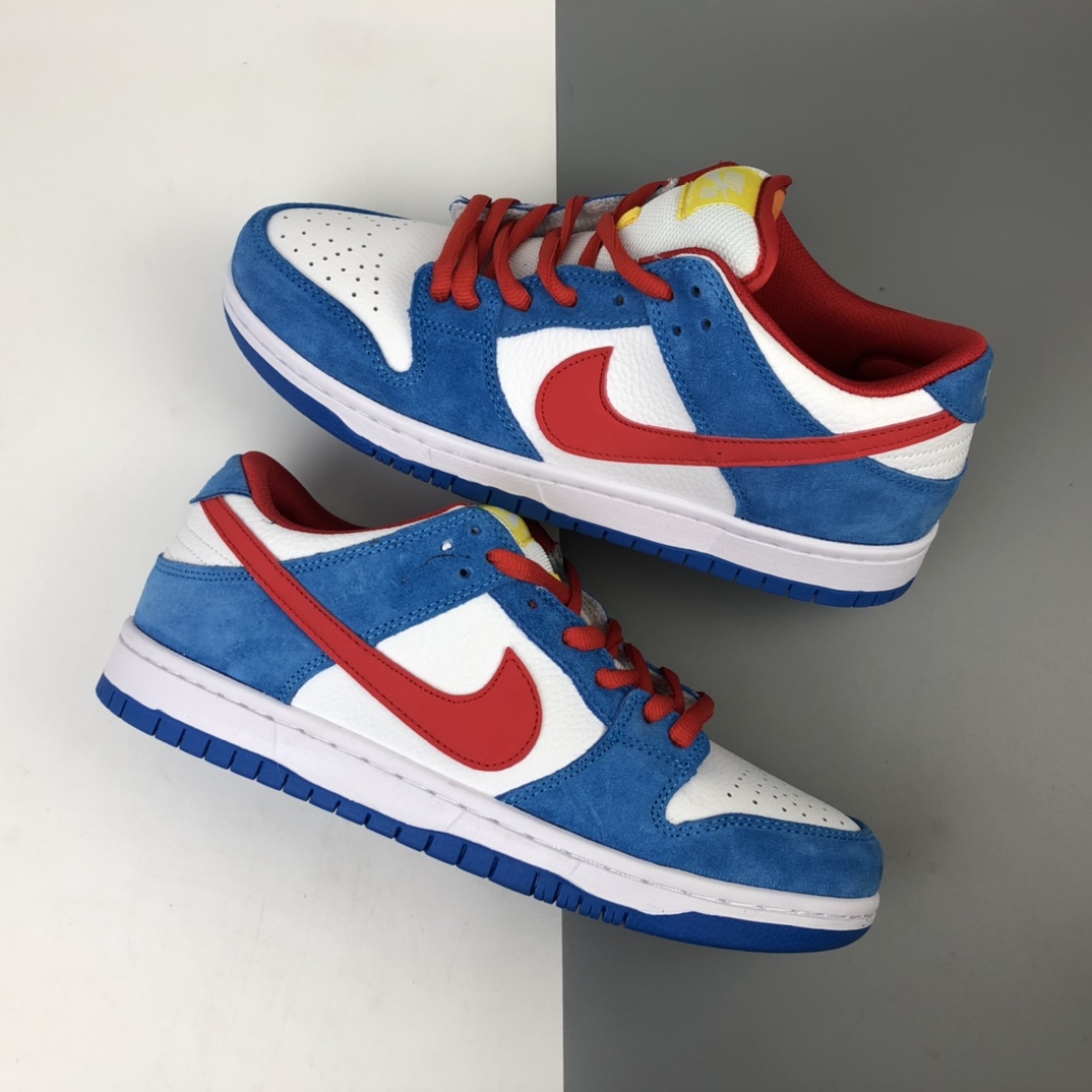 180 Nike SB Dunk Low“Doraemon” 机器猫主题配色低帮滑板鞋 819674-420