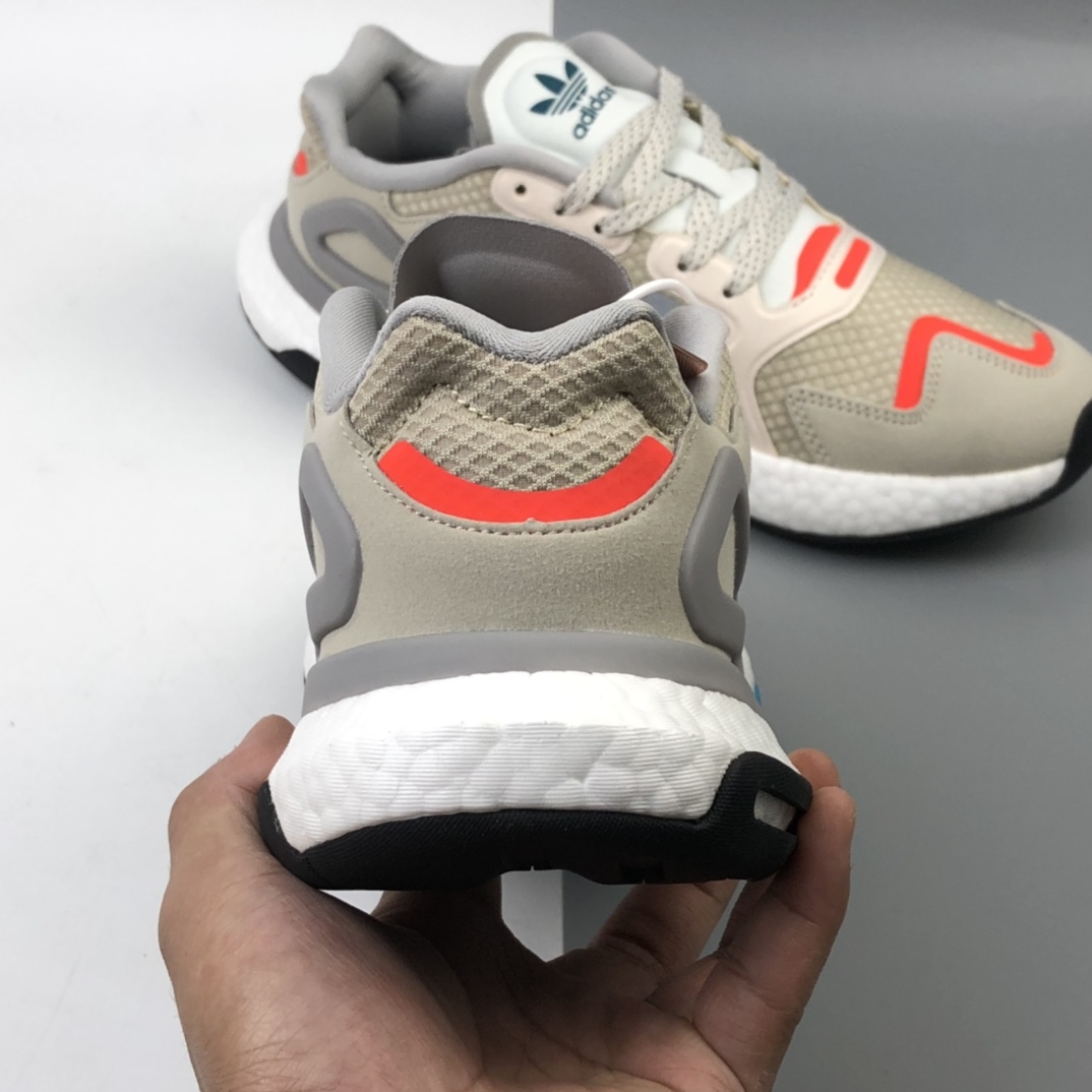 220 Adidas Originals 2020 Day Jogger Boost 三叶草2020版慢跑者系列高弹复古休闲运动跑鞋 夜行者二代 FW4826