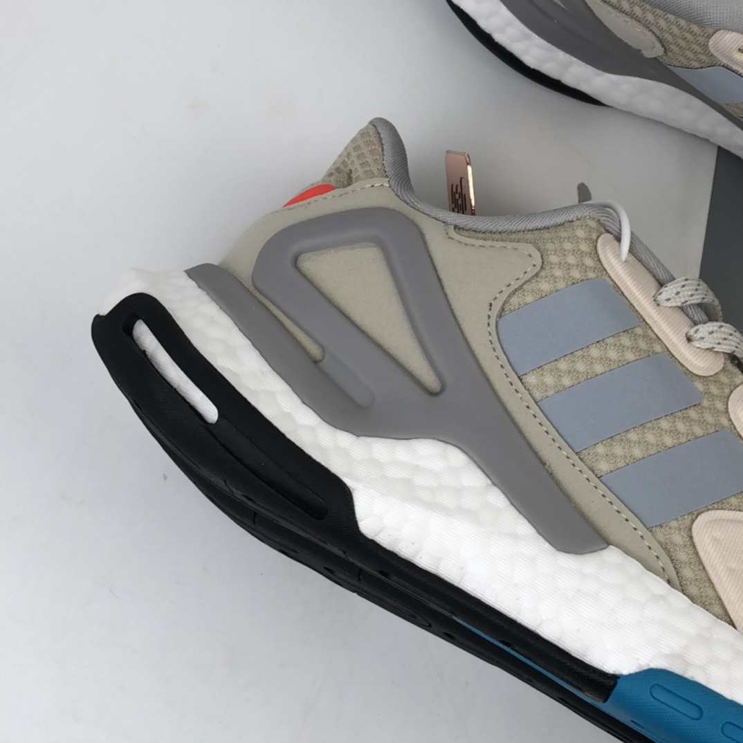 220 Adidas Originals 2020 Day Jogger Boost 三叶草2020版慢跑者系列高弹复古休闲运动跑鞋 夜行者二代 FW4826