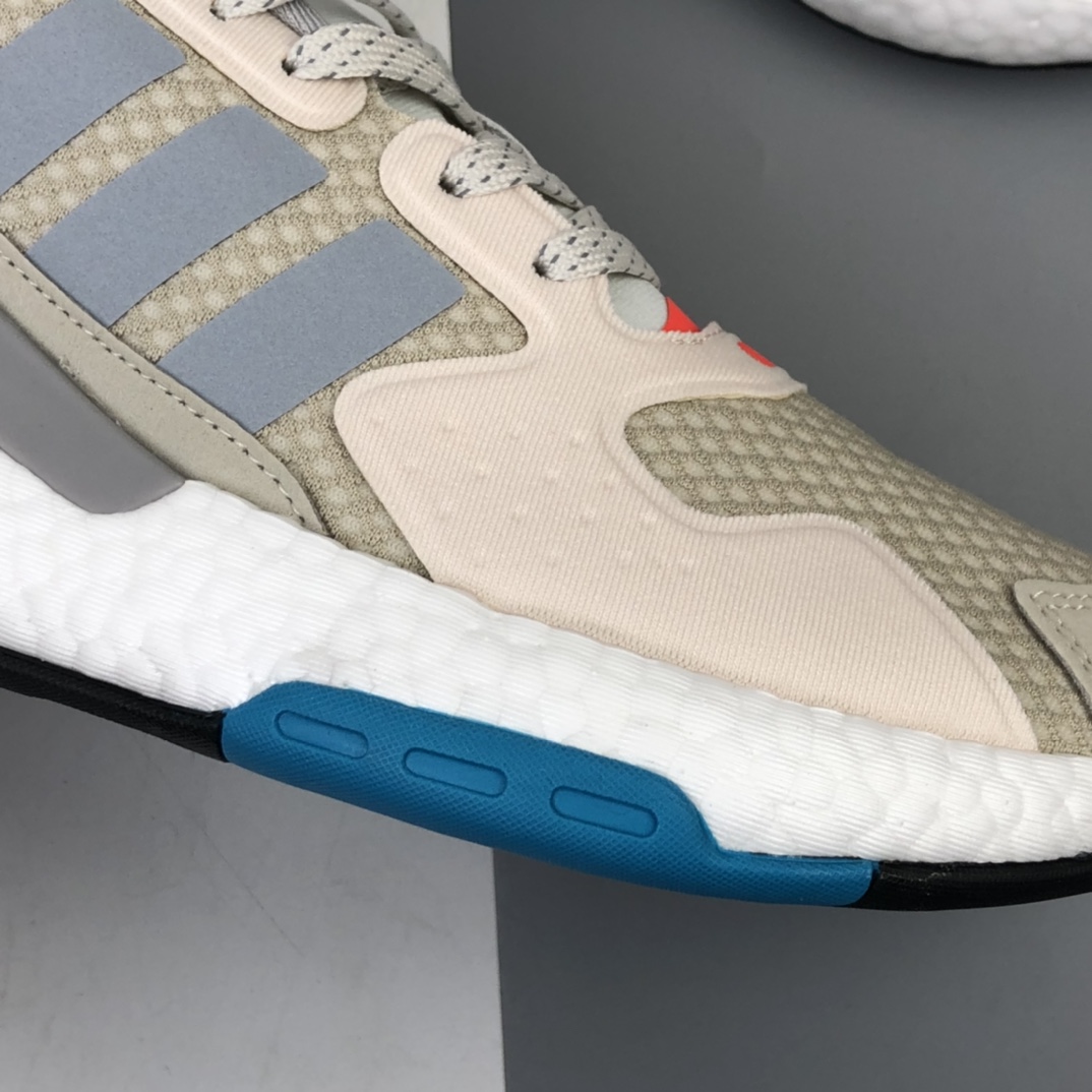 220 Adidas Originals 2020 Day Jogger Boost 三叶草2020版慢跑者系列高弹复古休闲运动跑鞋 夜行者二代 FW4826