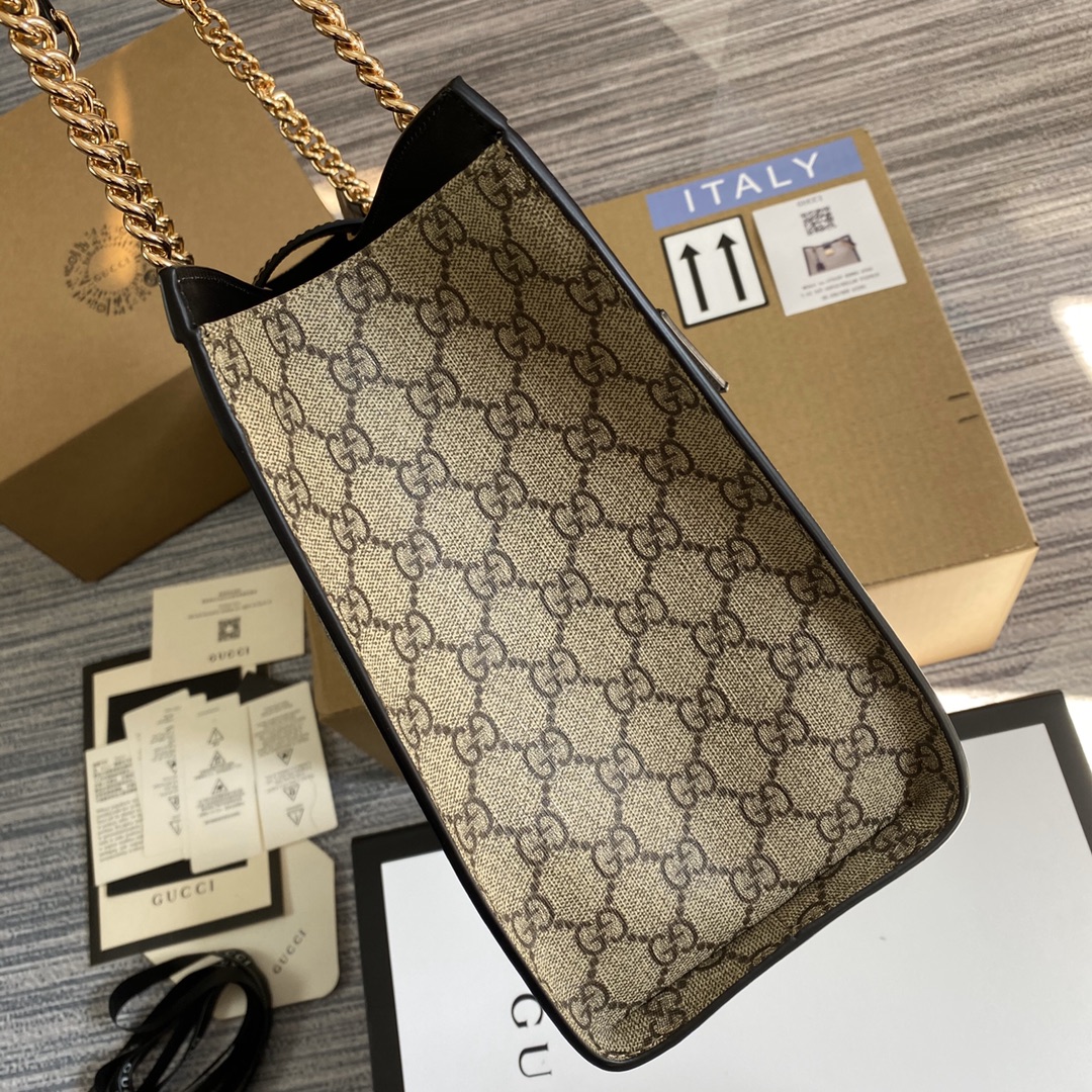 Rare version counter inspection [original leather with complete packaging] Gucci lock double shoulder strap shoulder bag. It is characterized by