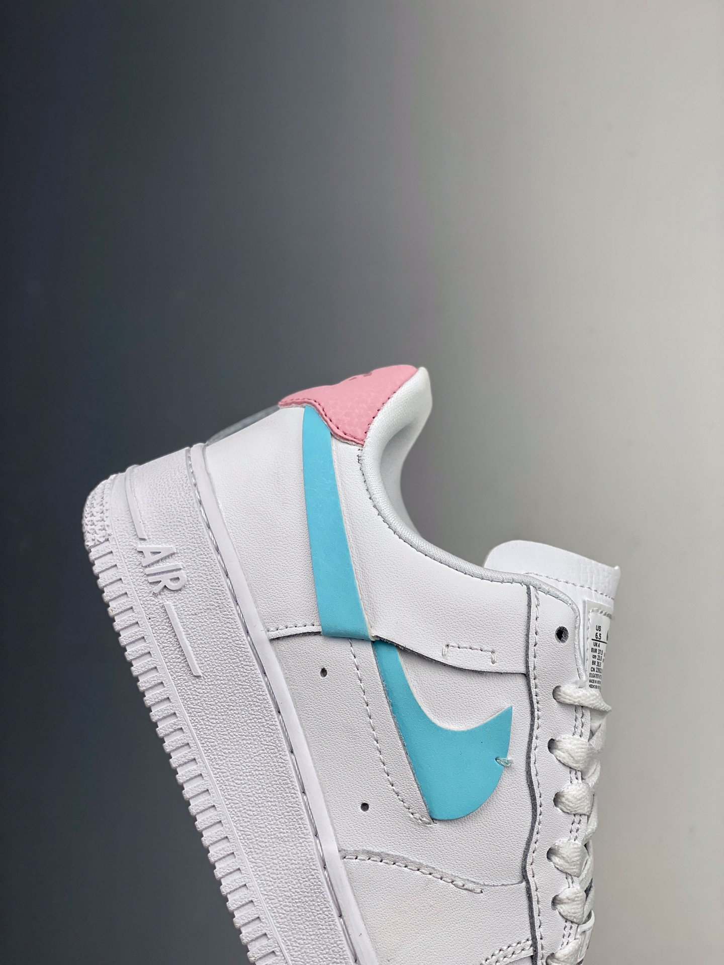 200  Nike Air Force 1 空军一号低帮运动休闲板鞋 DC1164-101