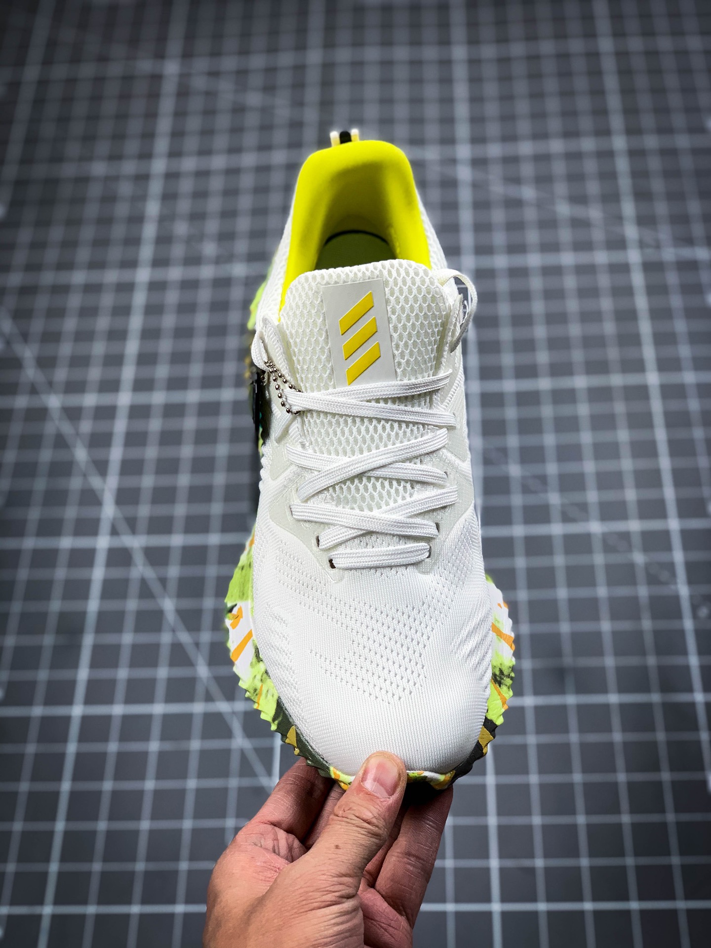 150 Adidas 阿迪达斯 AlphaBounce  Beyond m 阿尔法10代 网面休闲跑步鞋 CG3306 6202