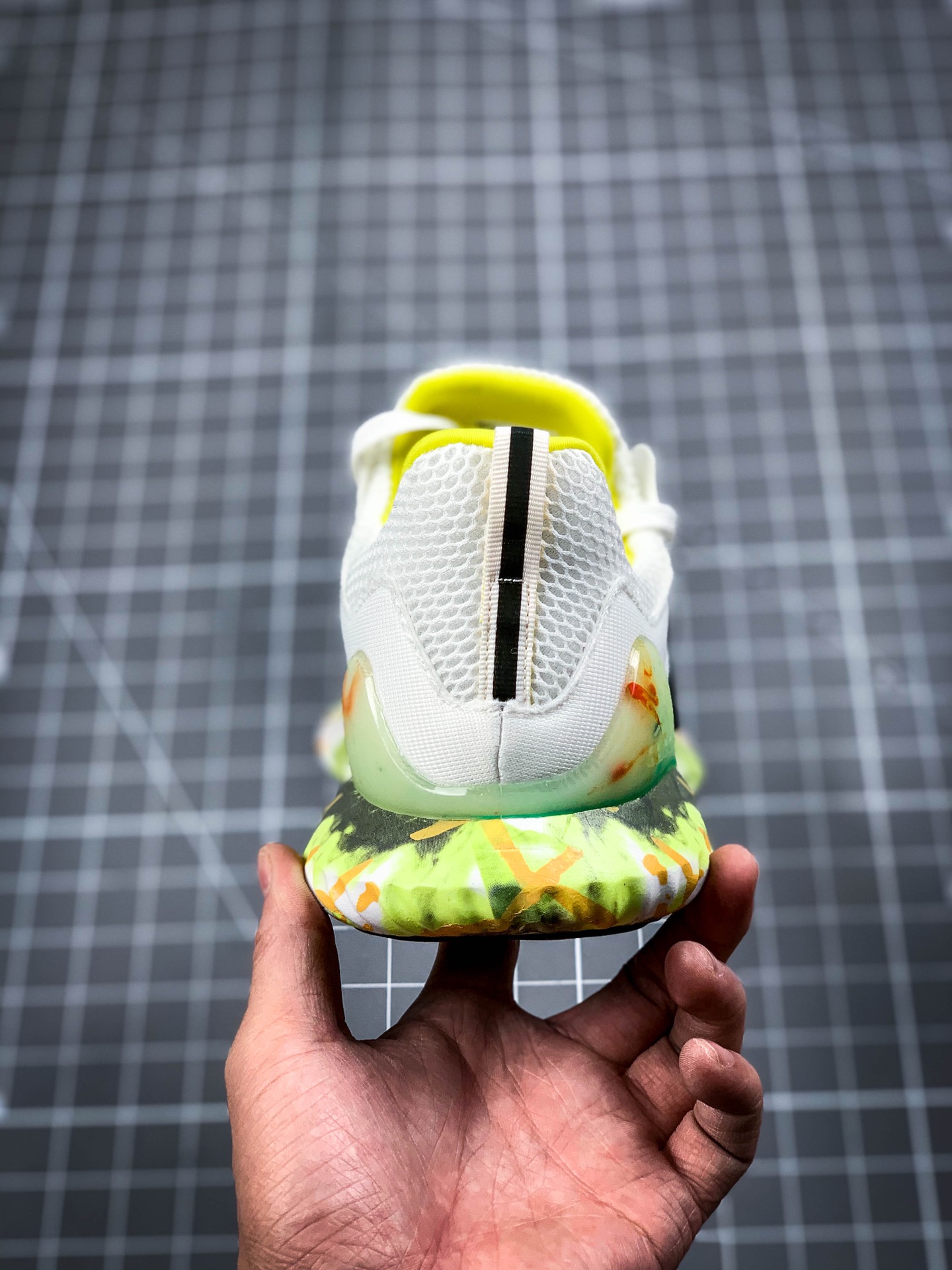 150 Adidas 阿迪达斯 AlphaBounce  Beyond m 阿尔法10代 网面休闲跑步鞋 CG3306 6202