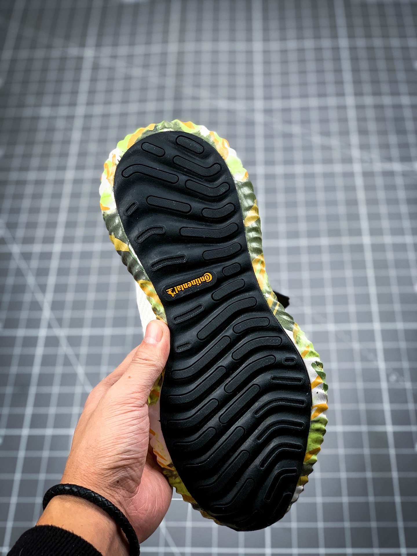 150 Adidas 阿迪达斯 AlphaBounce  Beyond m 阿尔法10代 网面休闲跑步鞋 CG3306 6202