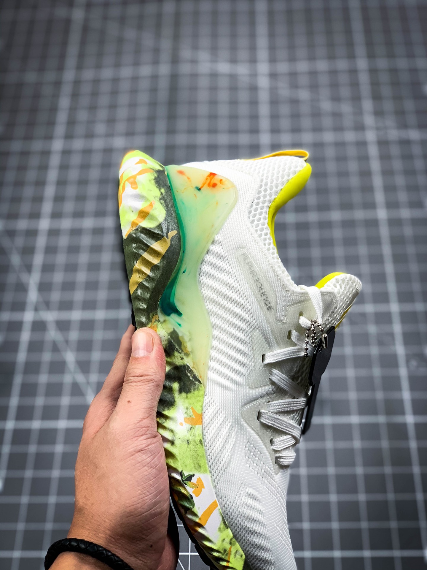 150 Adidas 阿迪达斯 AlphaBounce  Beyond m 阿尔法10代 网面休闲跑步鞋 CG3306 6202