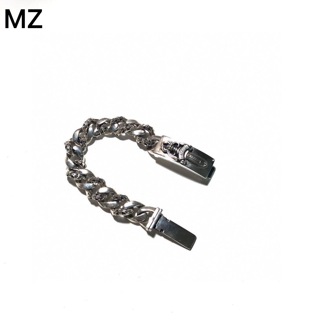 Chrome Hearts MZ独家拍摄，认准产品图片一致 𝐂𝐡𝐫𝐨𝐦𝐞 𝐡𝐞𝐚𝐫𝐭𝐬 克罗心十字花宝剑男士手链