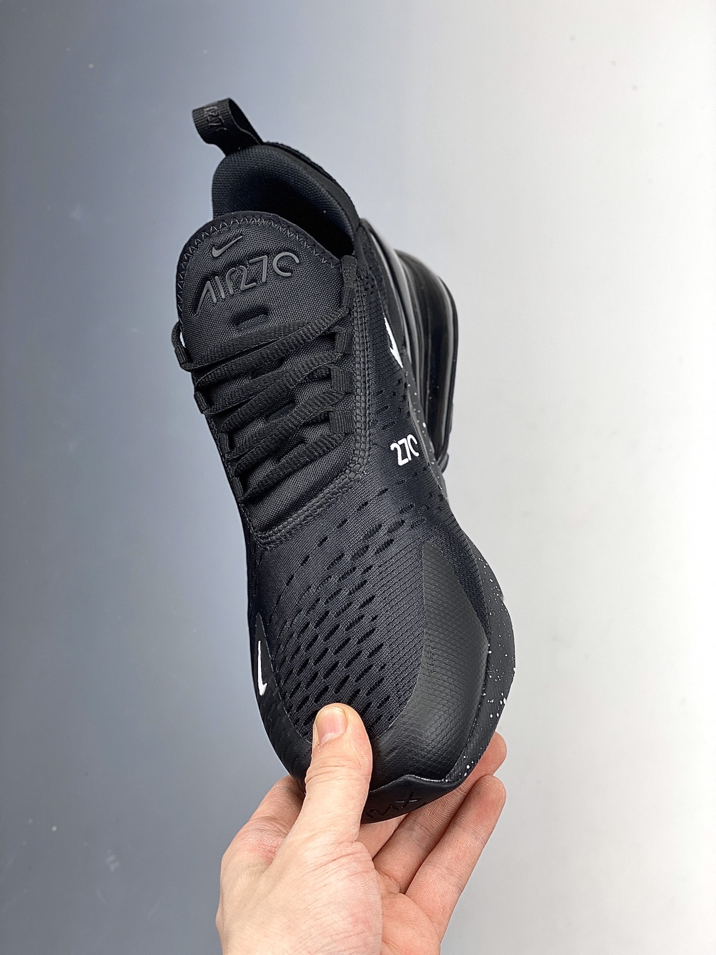 170  Nike Max 270 休闲气透网面半掌气垫跑步鞋AH8050-202