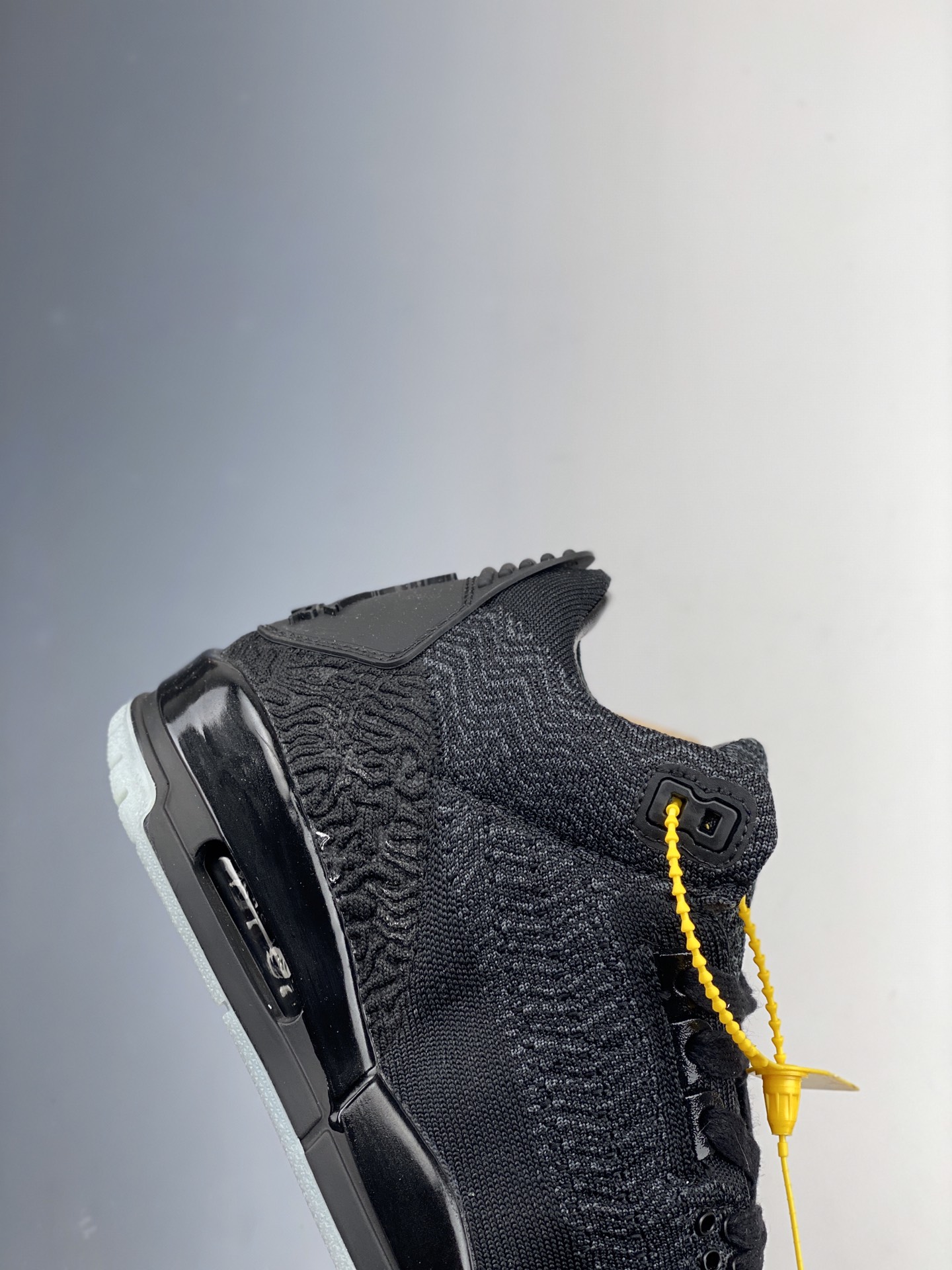 450    Air Jordan 3 Flyknit 乔3夜光编织 纯黑鞋面包括经典的AJ3 AQ1005-001