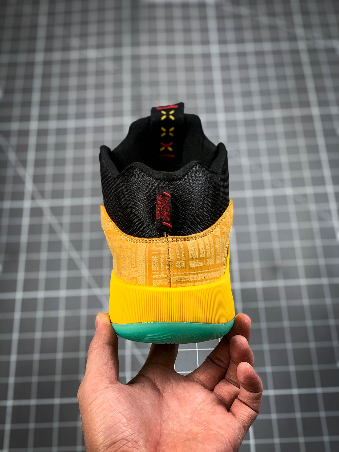 200 公司级 耐克 Nike Air Jordan 35  FC PF “Dynasties”“紫禁之巅” 黑黄 AJ时尚休闲运动篮球鞋 DD3044-700
