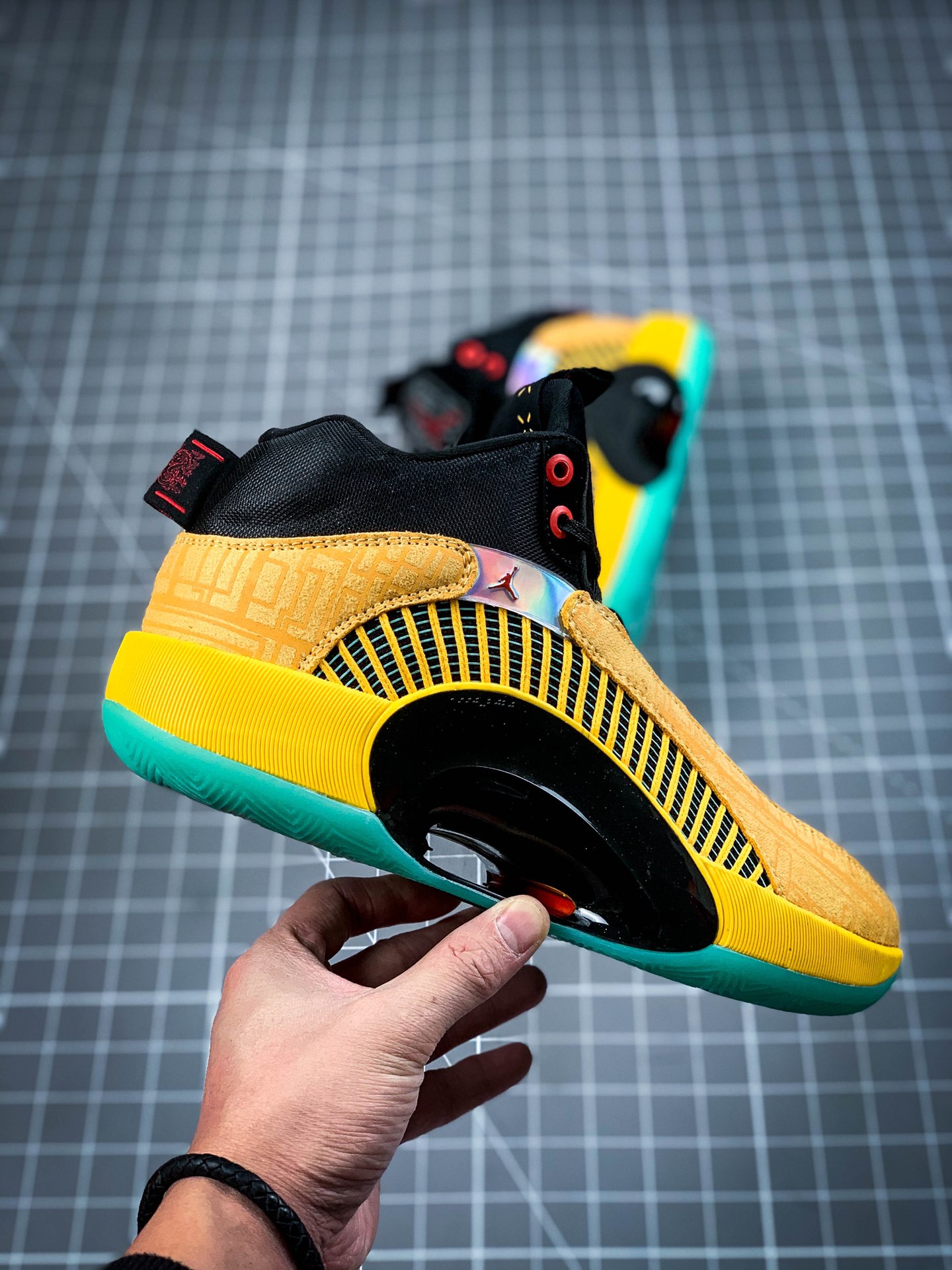 200 公司级 耐克 Nike Air Jordan 35  FC PF “Dynasties”“紫禁之巅” 黑黄 AJ时尚休闲运动篮球鞋 DD3044-700
