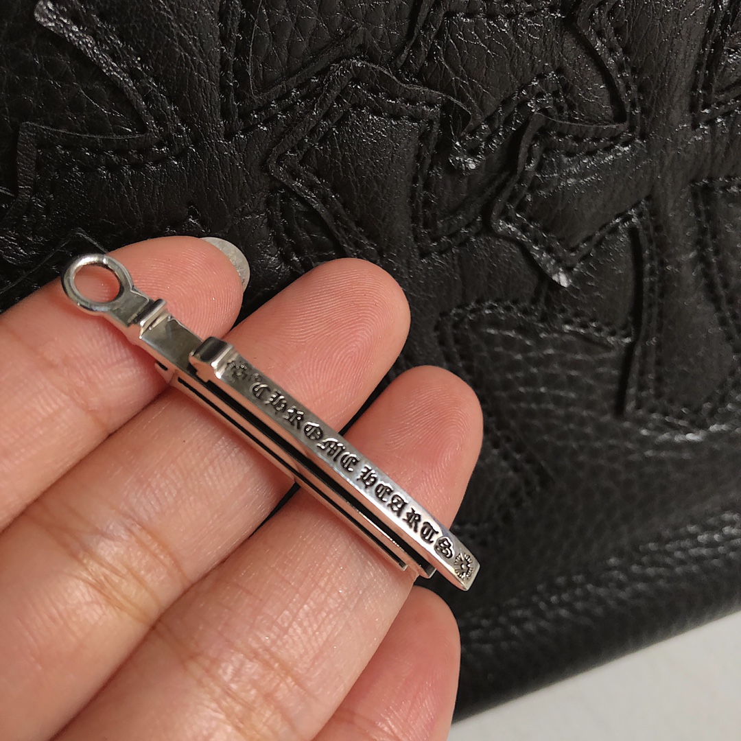 Chrome Hearts 新品上架𝐂𝐡𝐫𝐨𝐦𝐞 𝐡𝐞𝐚𝐫𝐭𝐬 克罗心三十字流苏项链