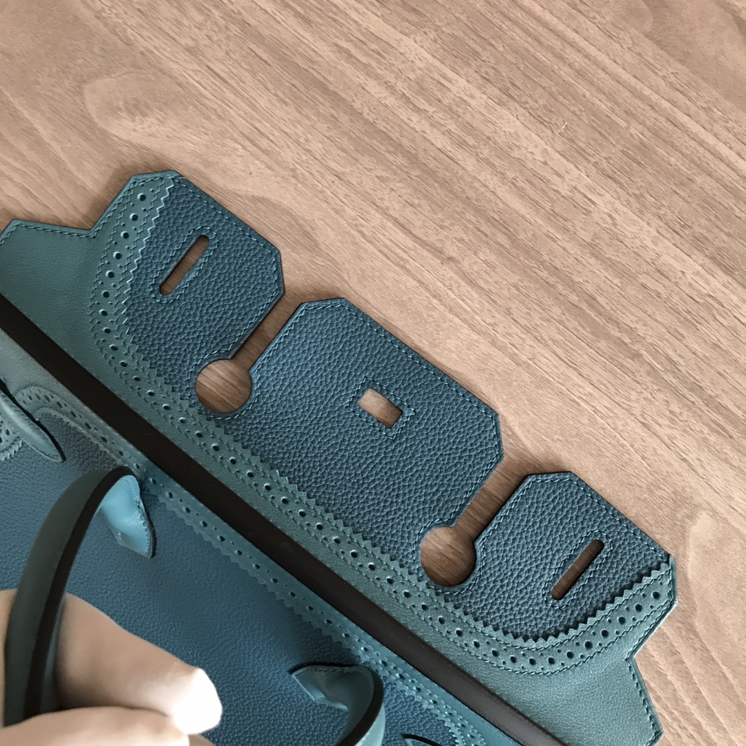 Hermes Birkin 30 Blue Lace Leather Handbag 5 i1605186875 55 4