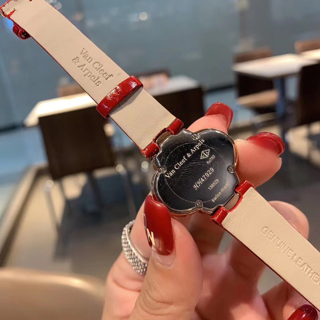 Van Cleef & Arpels 梵克雅宝四叶草