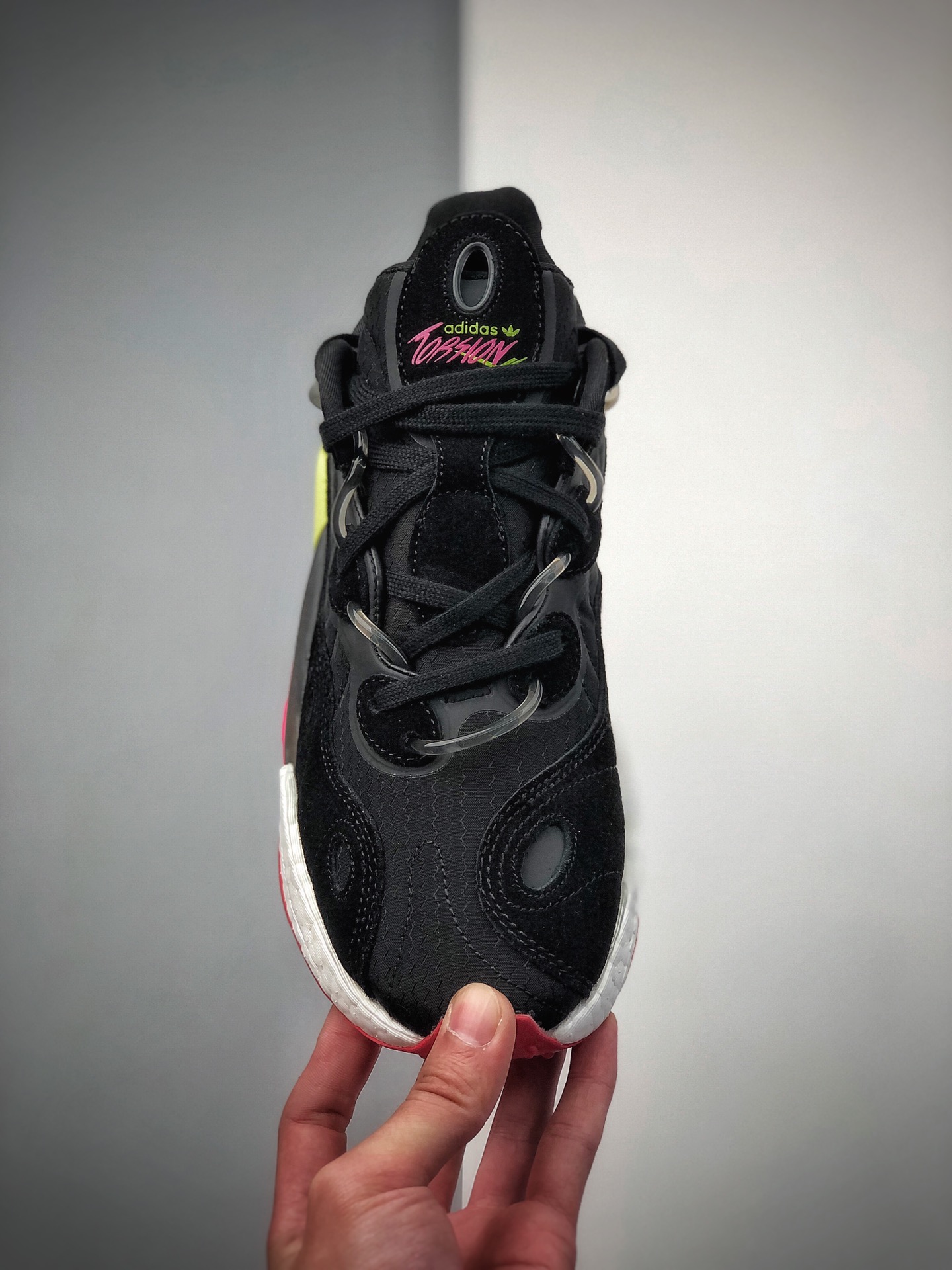 180 公司级 巴斯夫 Adidas阿迪达斯 三叶草 TORSION X 男女经典运动休闲鞋板鞋 EE4884