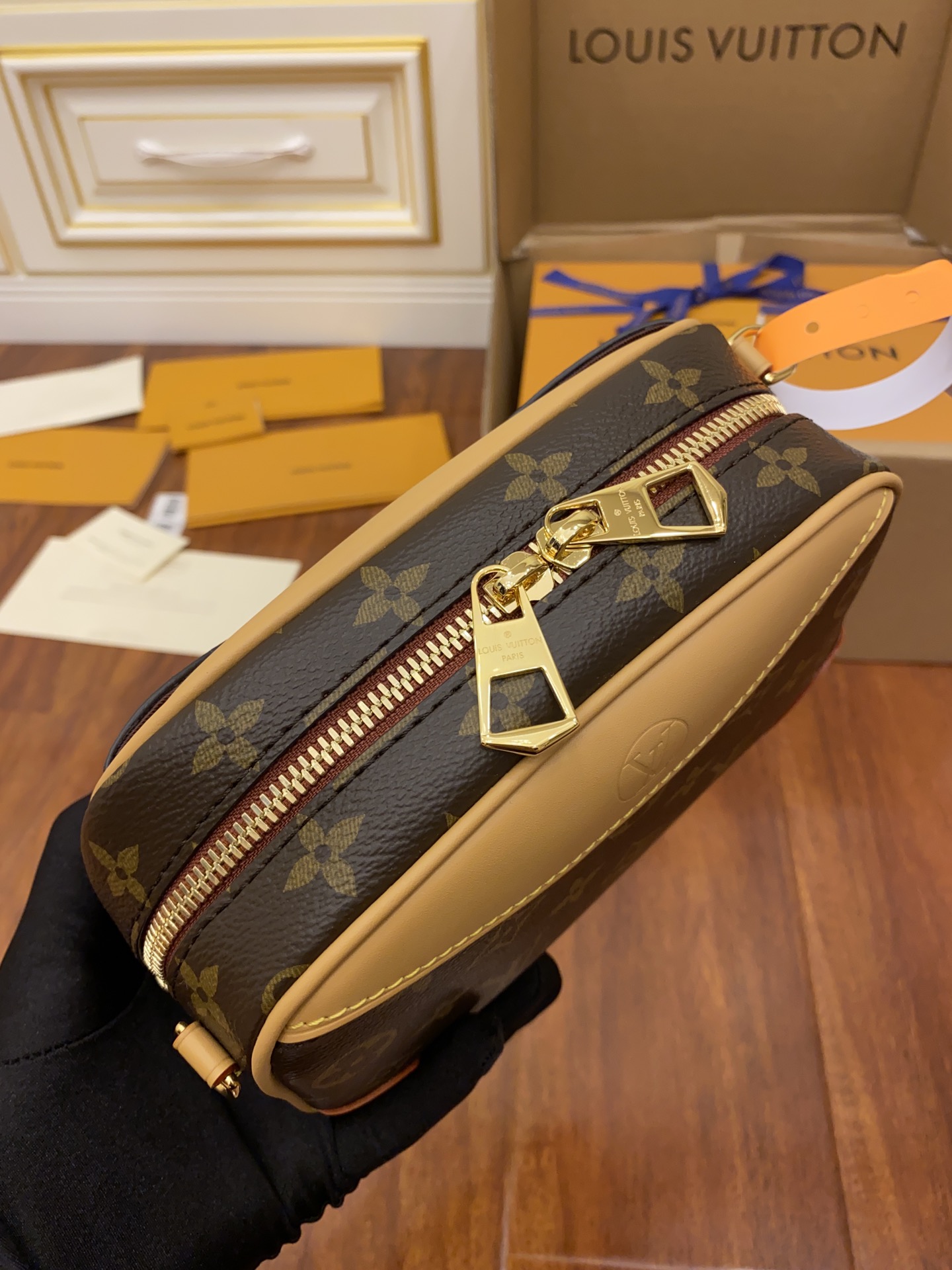 Louis Vuitton LV Deauville Mini复古单肩斜挎包 M45528