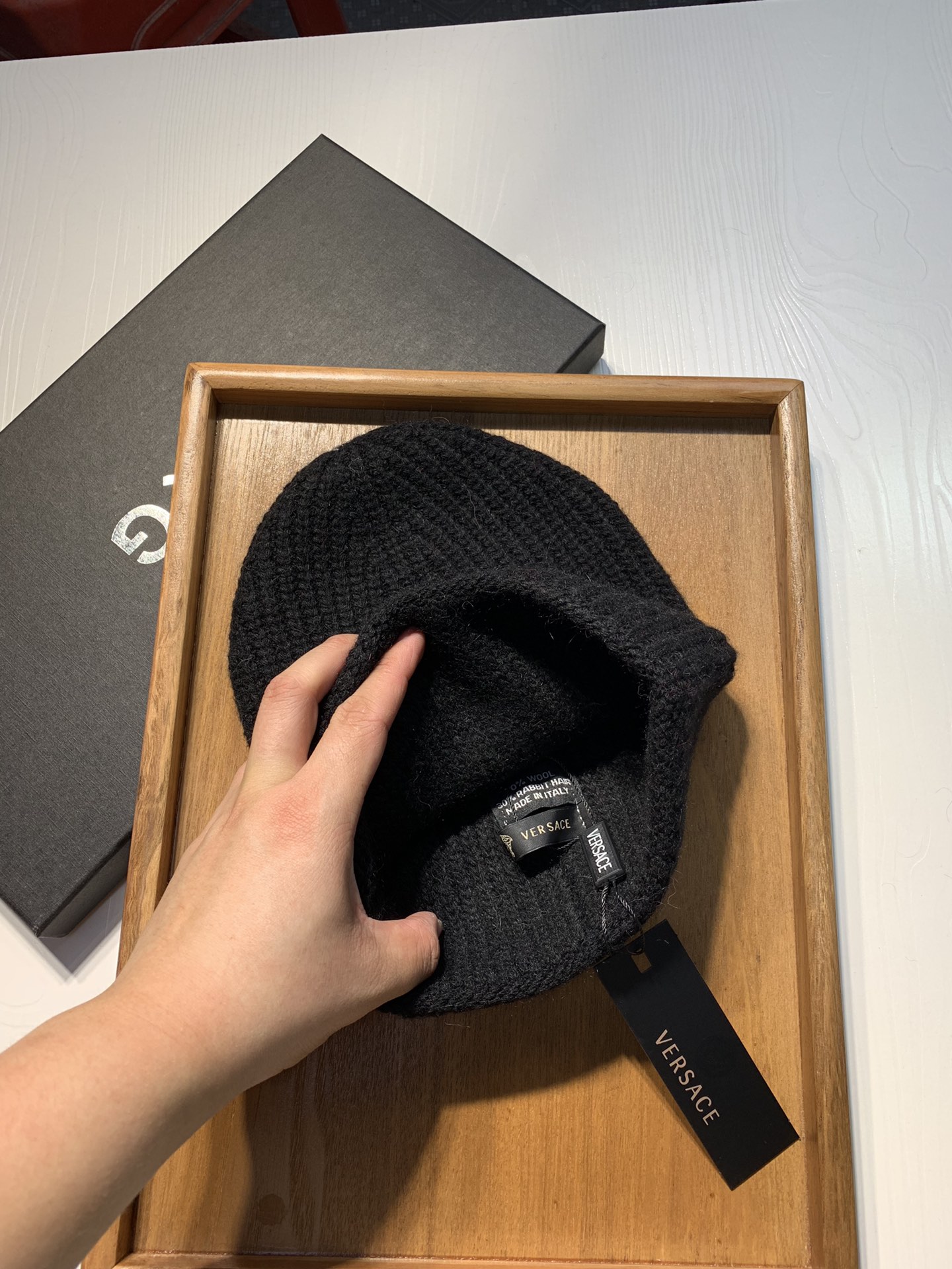 🌹。范思哲。 【羊毛单帽】客供小羊毛！珍贵典藏的灵魂帽子！客供色纱.每个颜色都非常好看！经典！手感软腻.