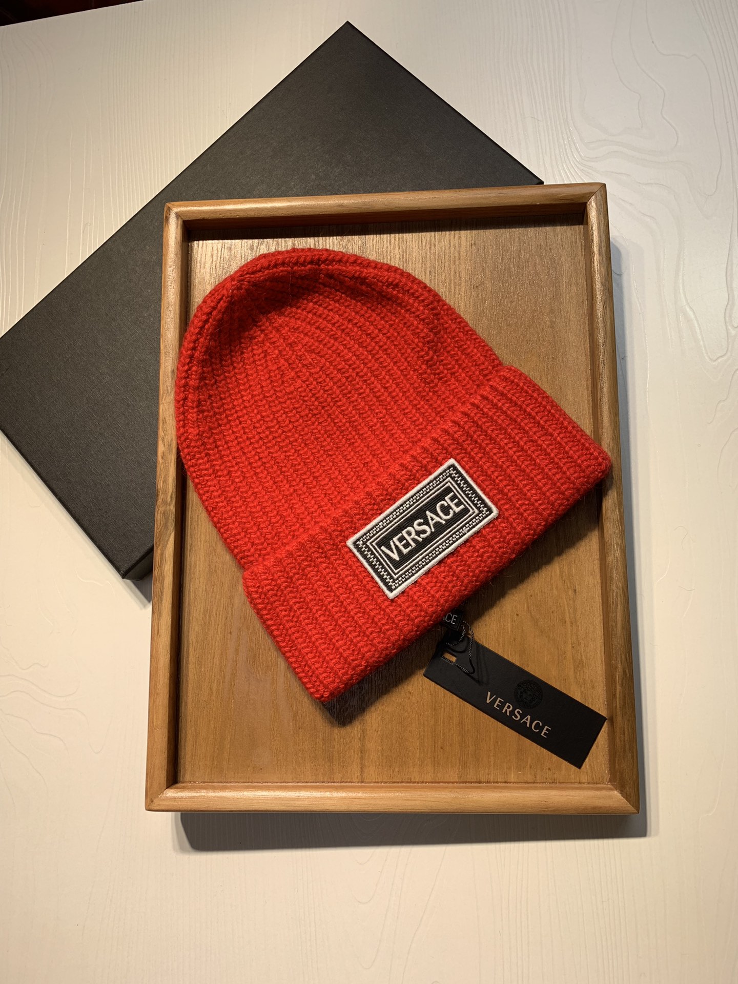 🌹。范思哲。 【羊毛单帽】客供小羊毛！珍贵典藏的灵魂帽子！客供色纱.每个颜色都非常好看！经典！手感软腻.