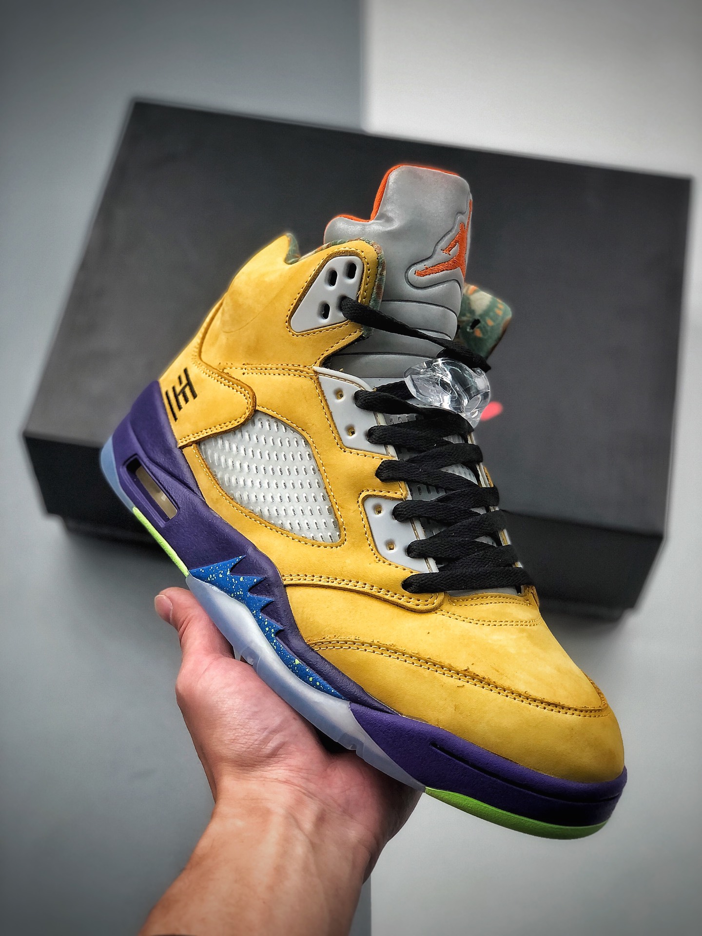500  乔丹 AJ5 鸳鸯 红黄色 Air Jordan 5 “What The”鸳鸯整双鞋将 “What The” 主题完美CZ5725-700