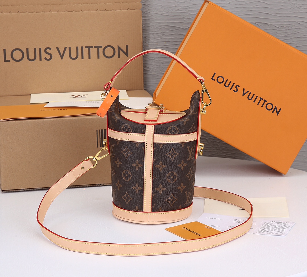 Louis Vuitton 全钢五金‼ 薯条包、春夏系列中备受钟爱的Duffle手袋