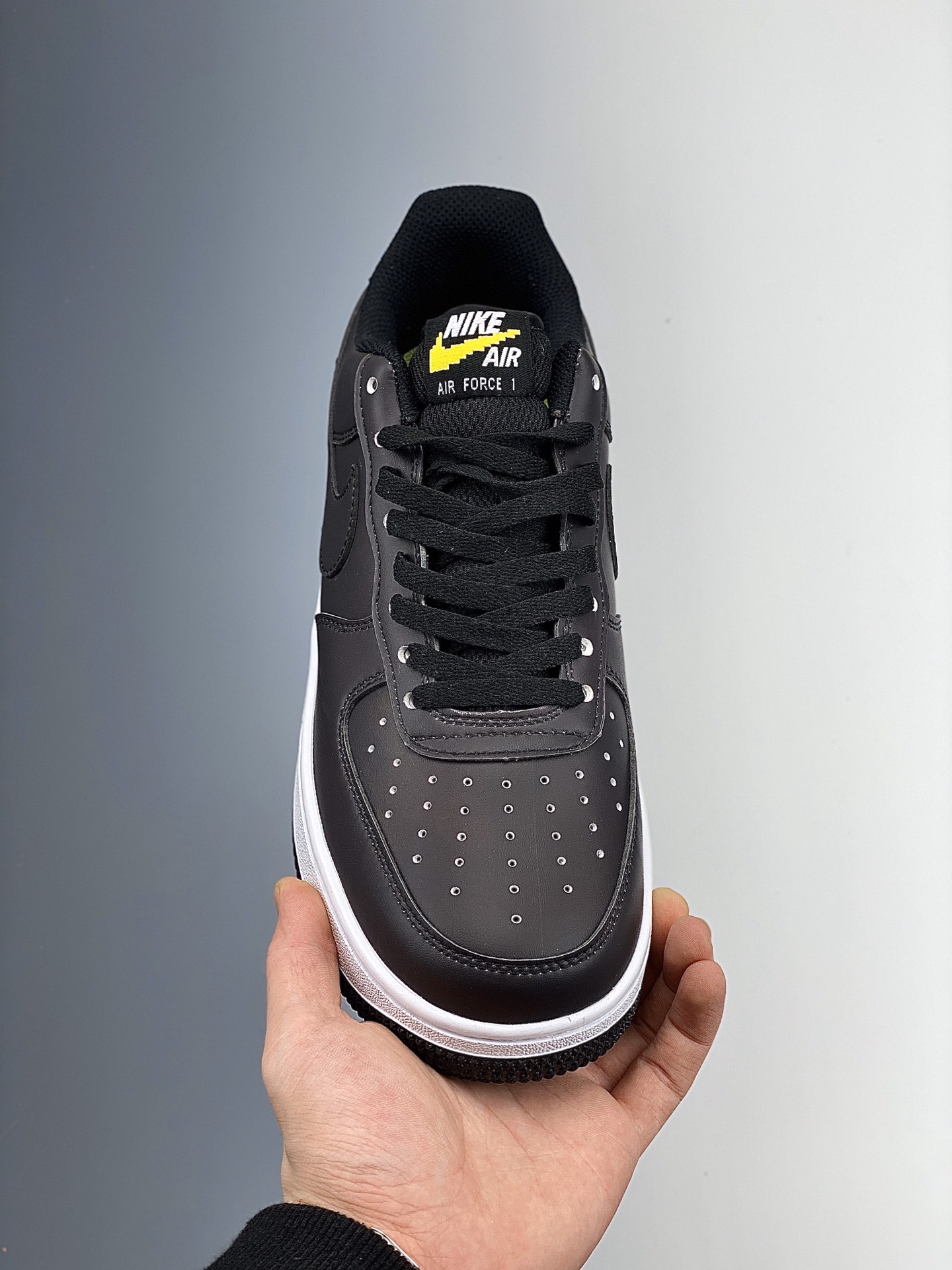 160 Nike Air Force 1 空军一号低帮运动休闲板鞋 CZ5123-001