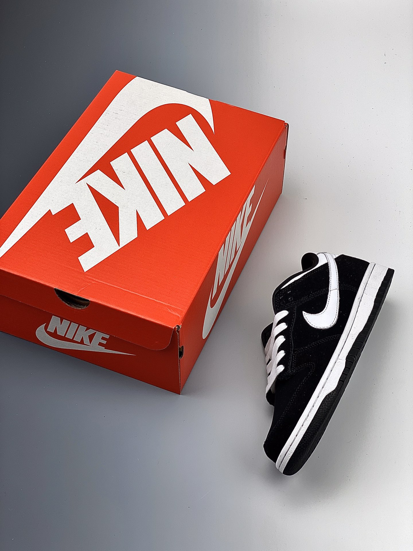 180  Nike SB Dunk Low PRO 低帮休闲滑板鞋904234-001