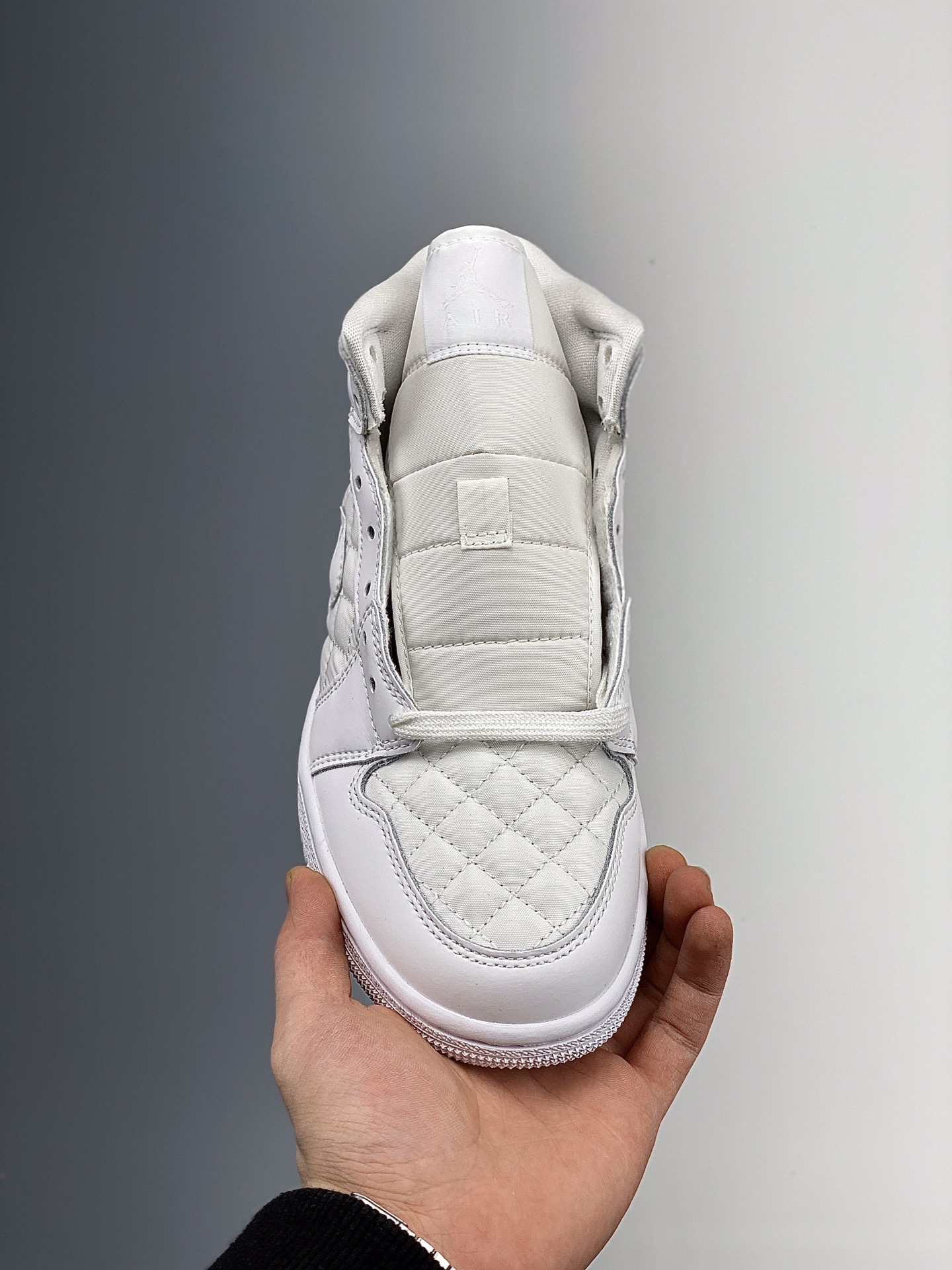 260  Air Jordan 1 Mid AJ1乔1中帮文化篮球鞋  DB6078-100