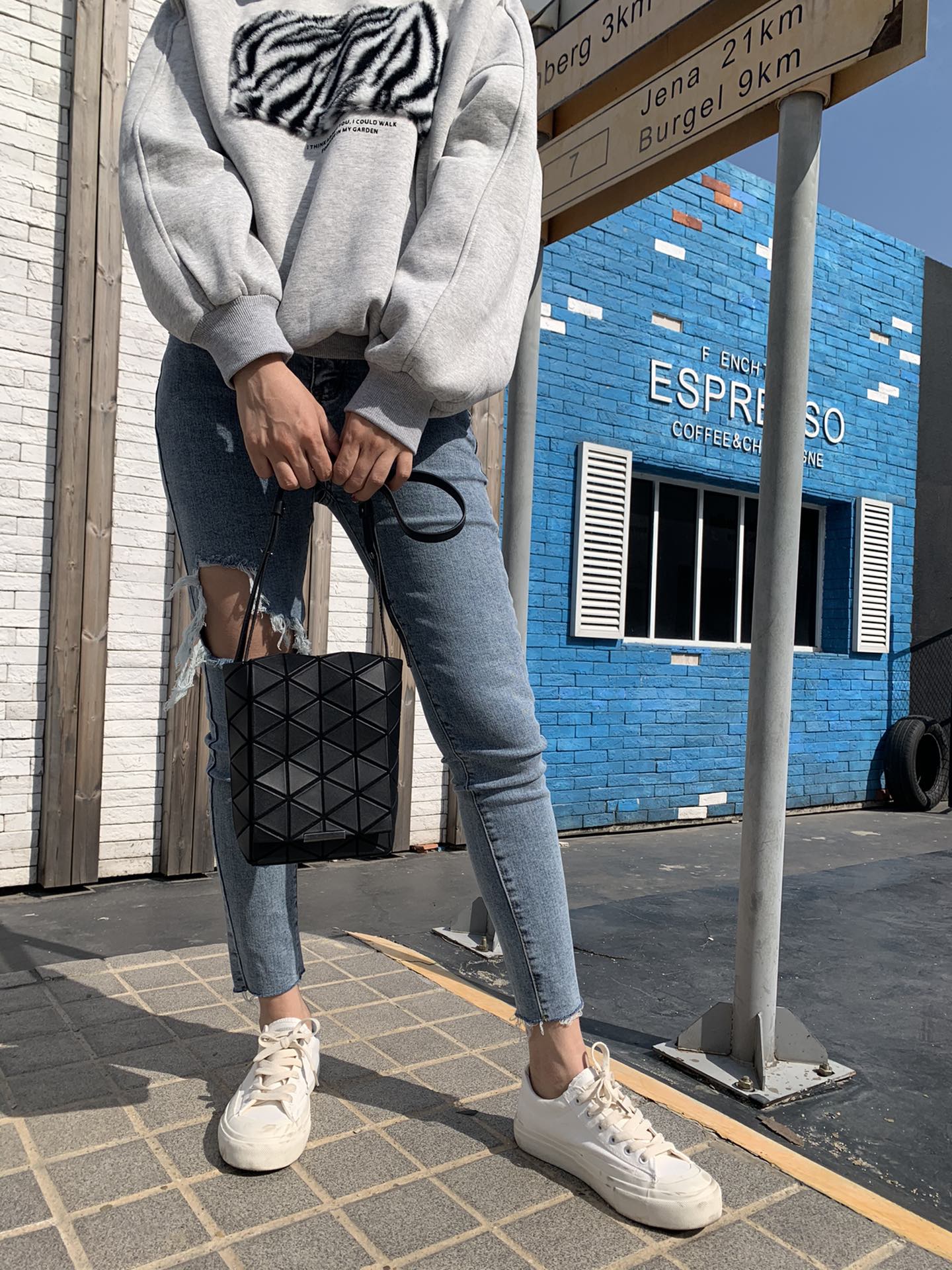 三宅一生｜ISSEY MIYAKE 翻盖水晶包BB03-AG282