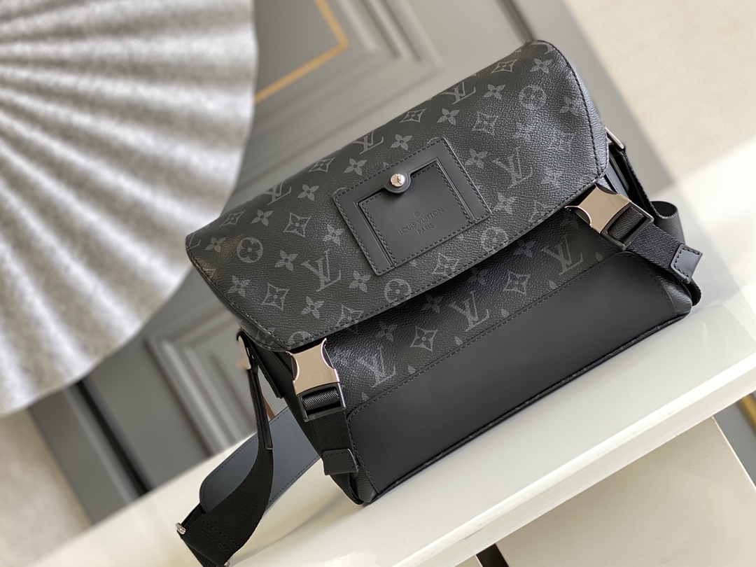New Designer Replica
 Louis Vuitton AAAAA+
 Messenger Bags Silver Epi Canvas Fabric