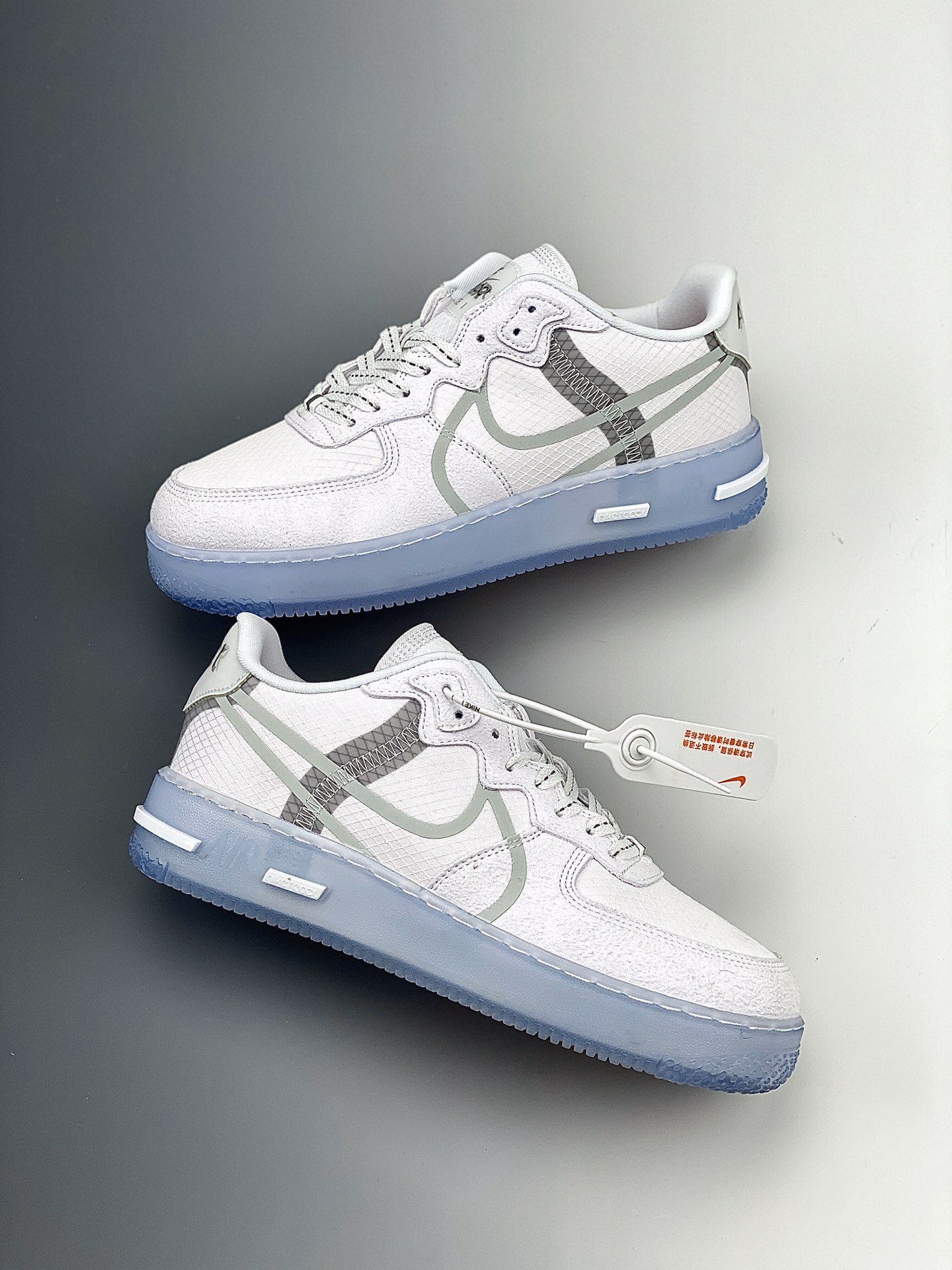 180  Nike Air Force 1 空军一号低帮运动休闲板鞋 CQ8879-100