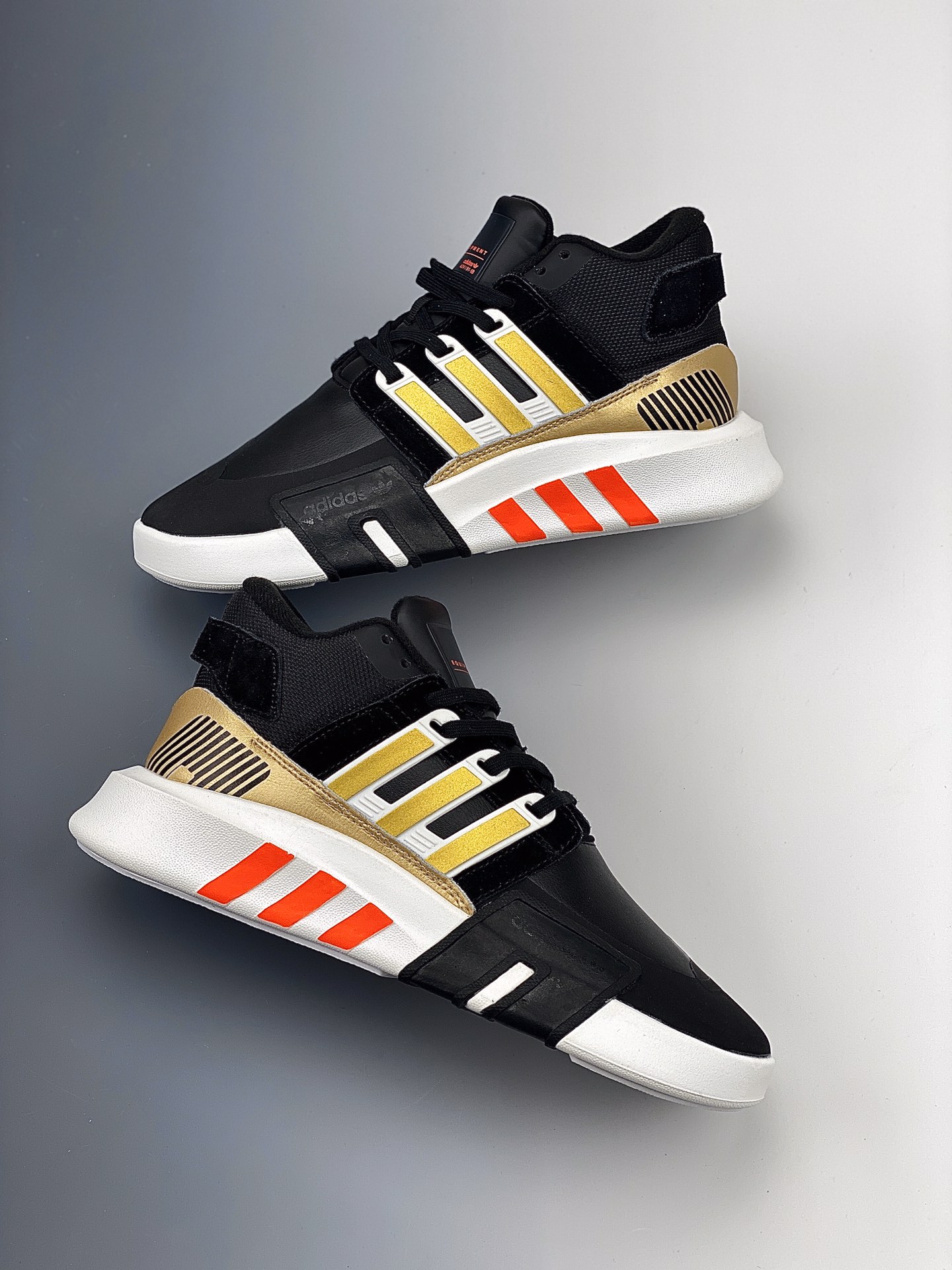 200   Adidas 阿迪达斯 EQT Bask ADV 鹿晗同款 FW5348 透气针织网面休闲运动鞋