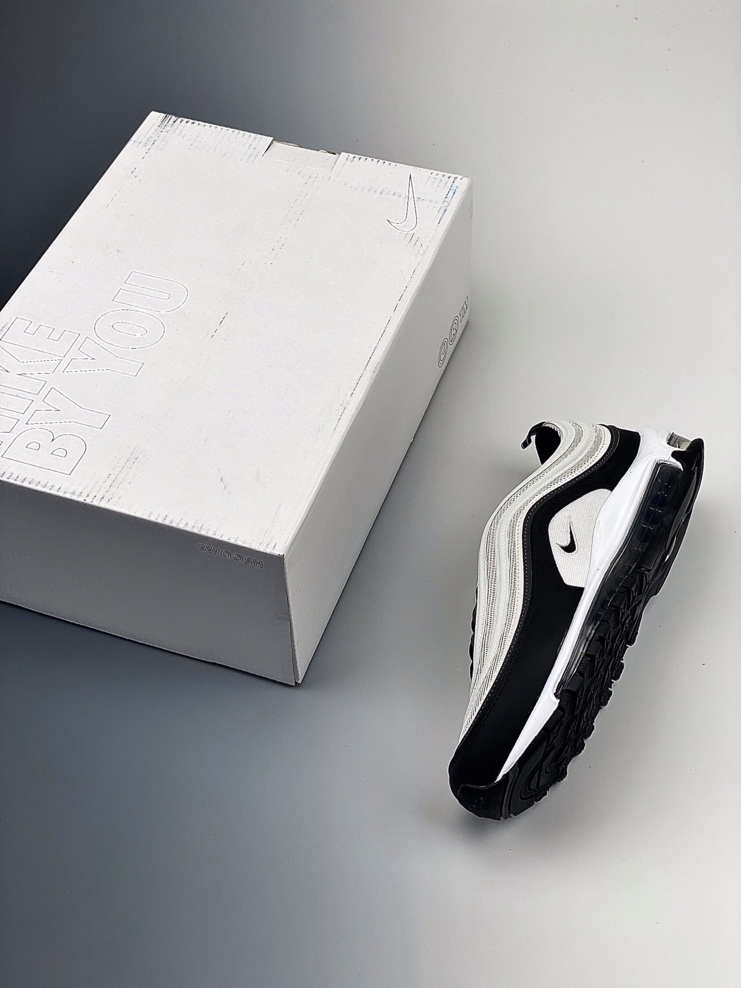 220   Nike Air Max 97气垫跑步鞋 DC3494-990