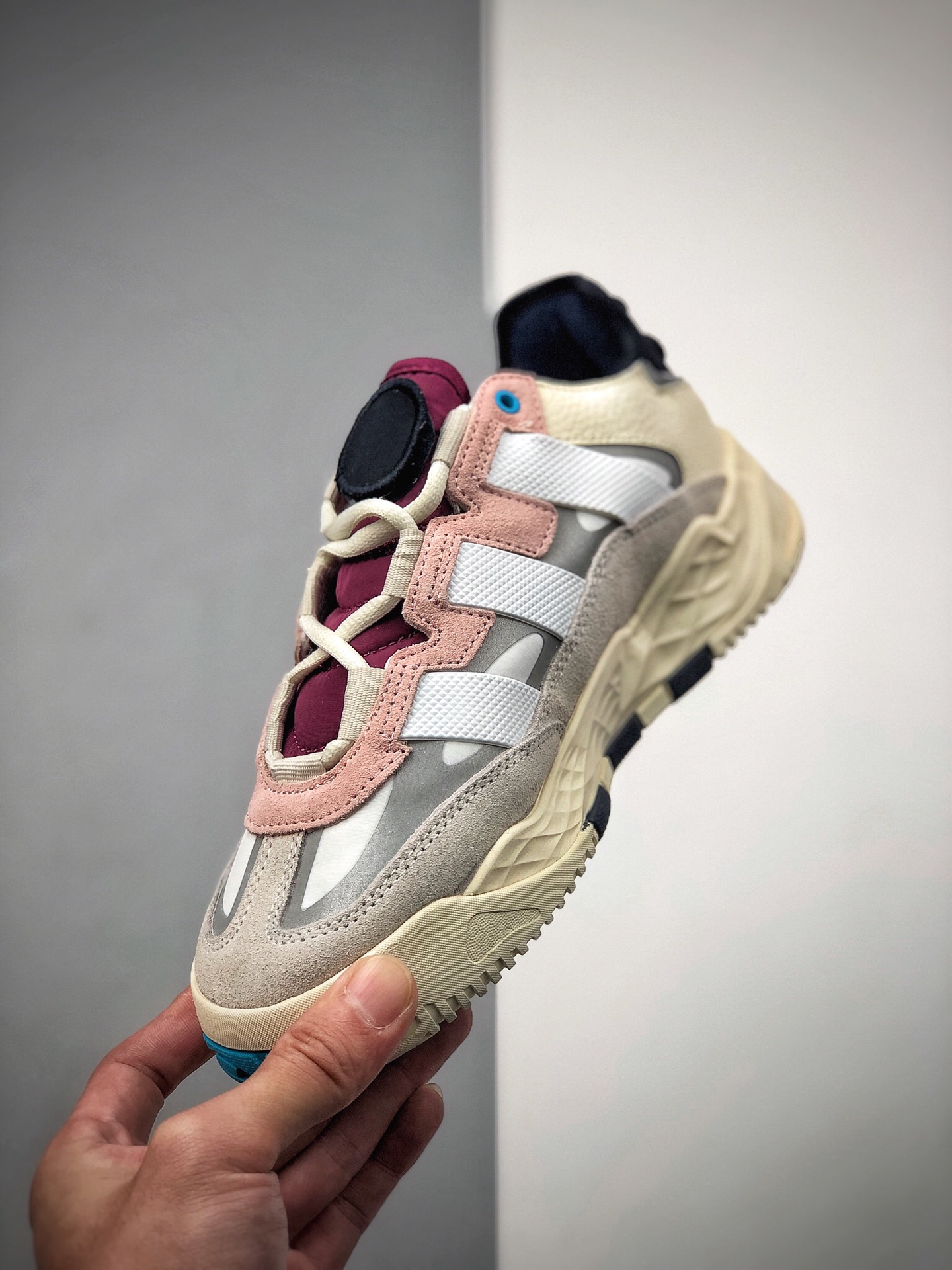 180  阿迪达斯 三叶草NITEBALL休闲运动鞋反光复古老爹鞋