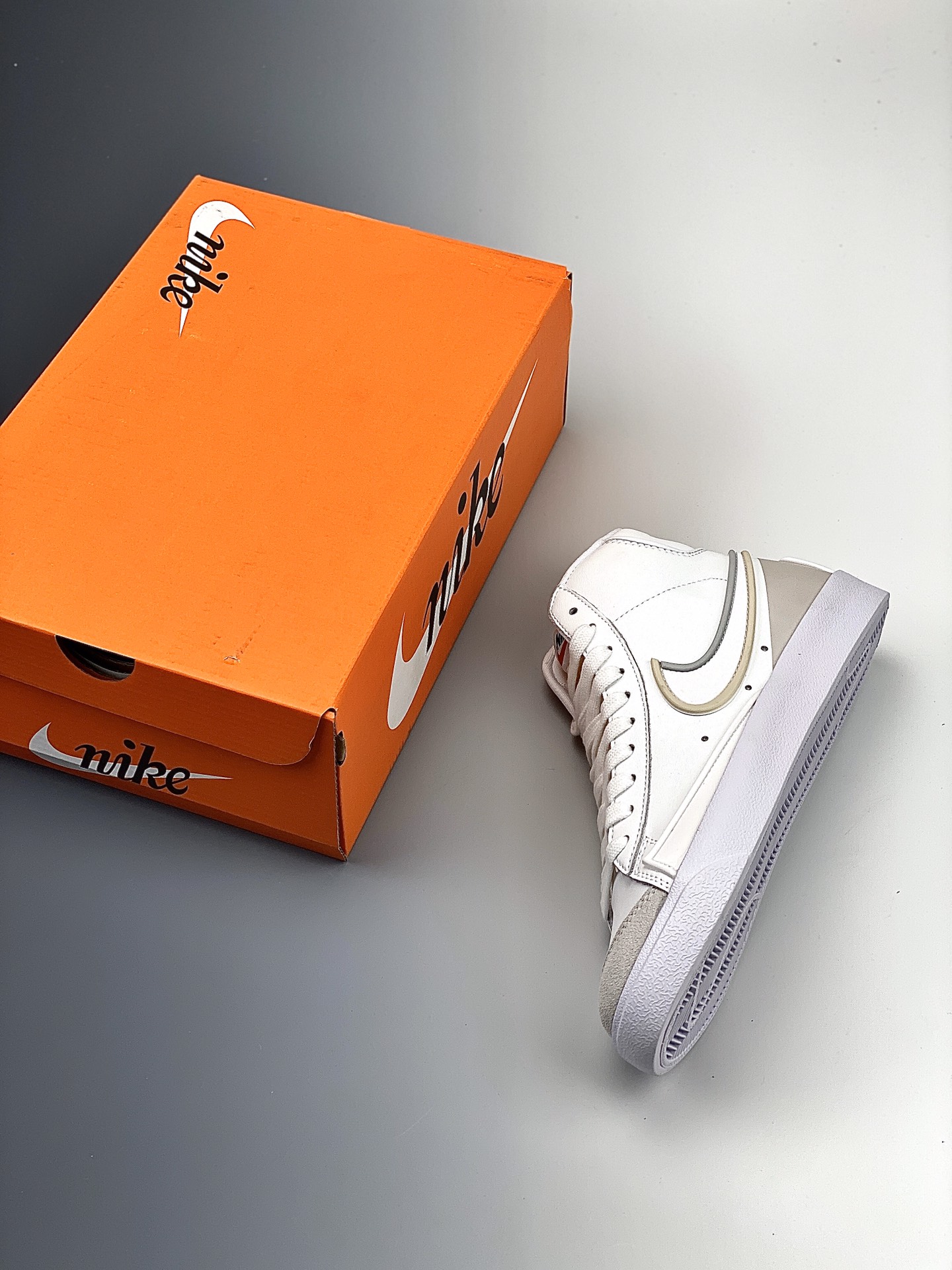 180   Nike Blazer Mid '1977 Vintage WE经典开拓者高帮百搭休闲运动板鞋853508