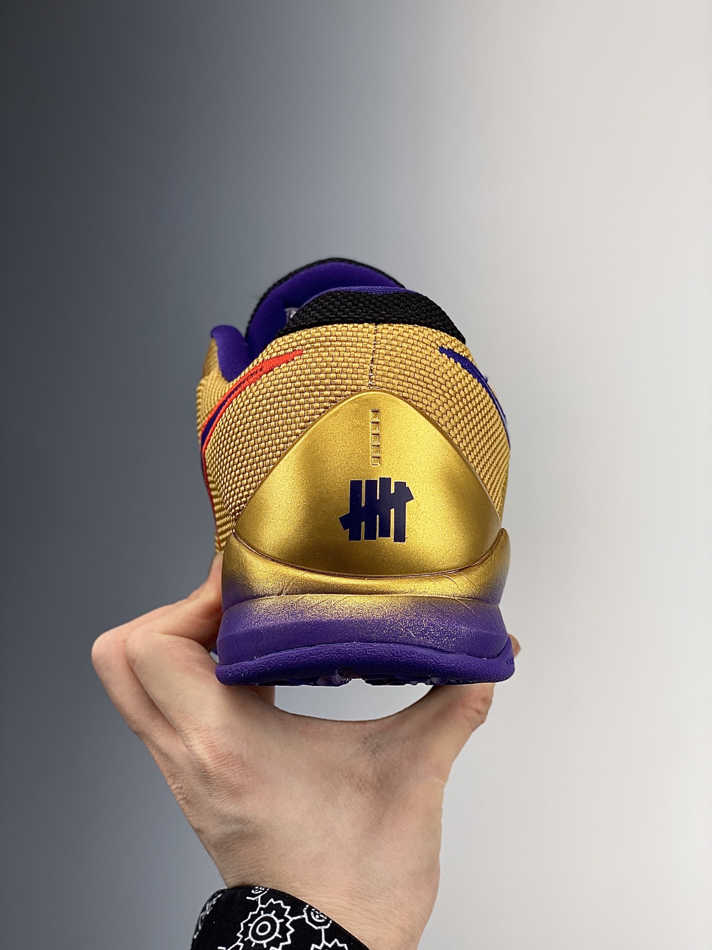 290    Nk Zoom Kobe 11 Elite Low BHM （2016） 科比11代 复刻实战运动 DA6809-700
