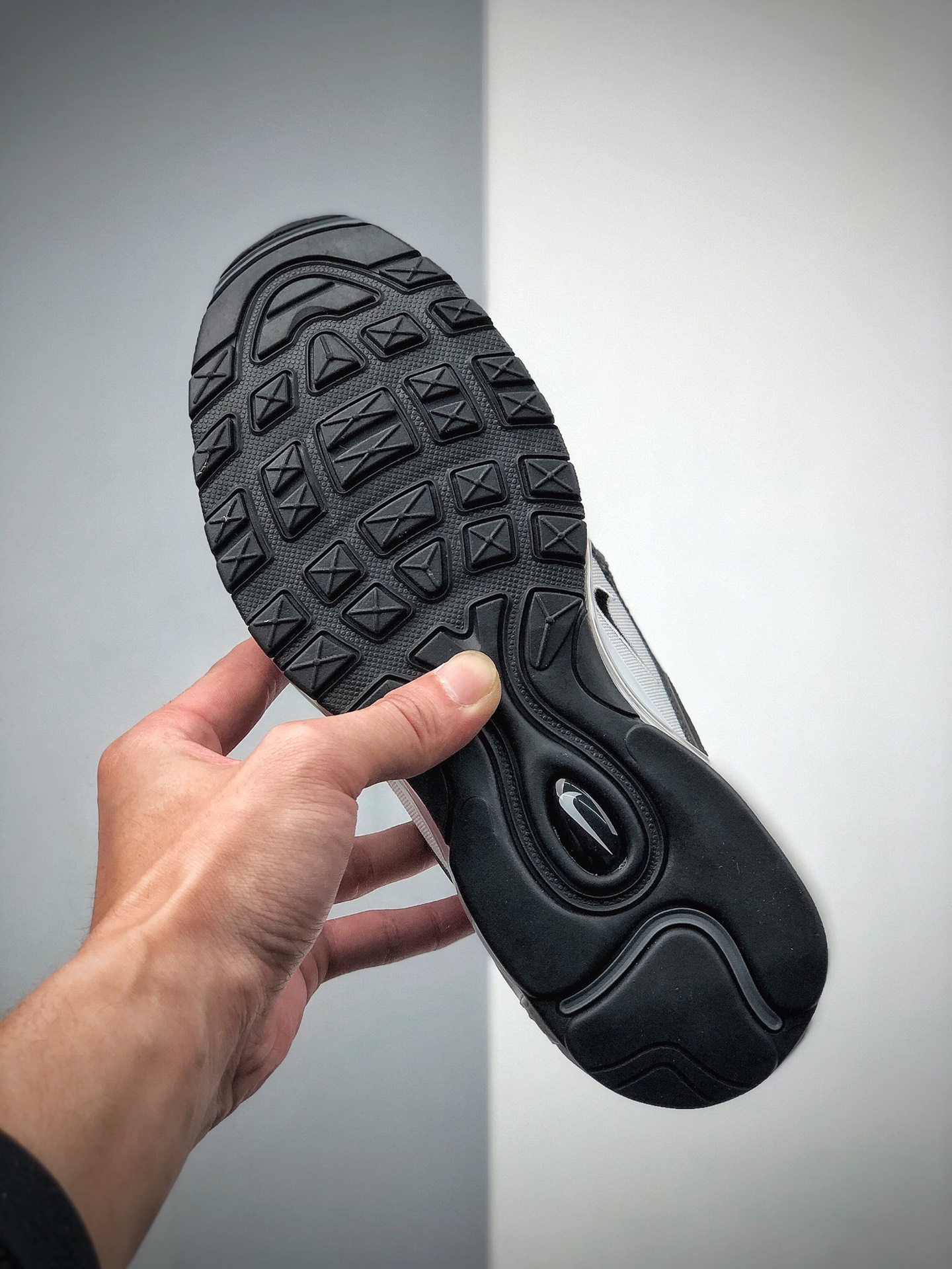 220  Nike Air Max 97 白熊配色子弹气垫跑步鞋 DC3494-990