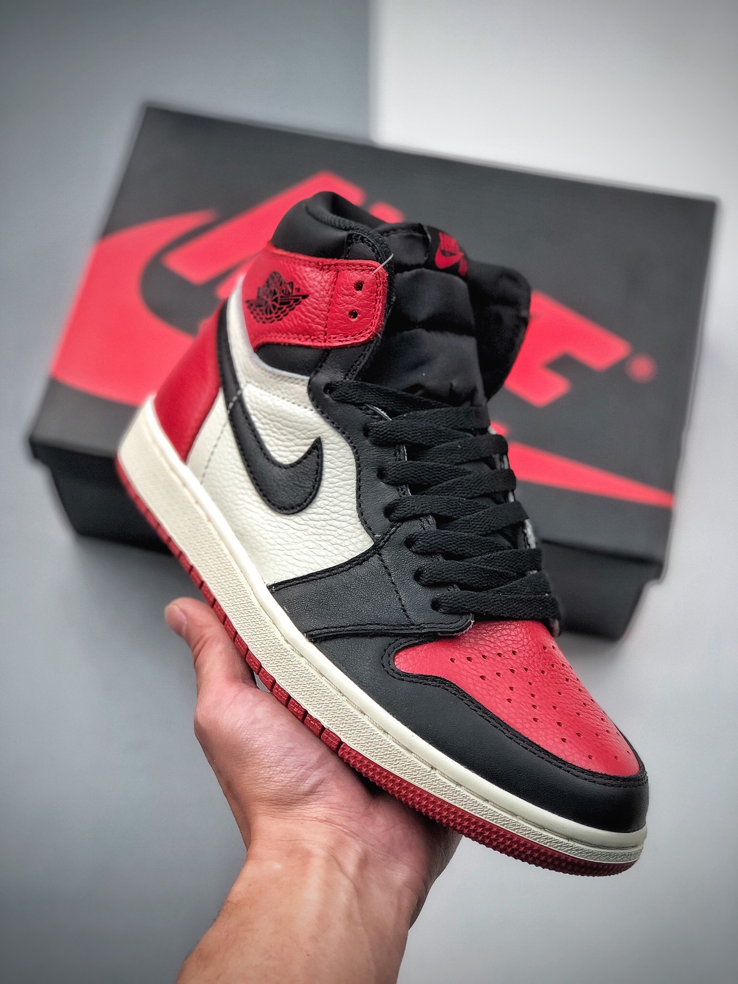 AirJordan 1 Retro High Bred Toe black red toe Nike Air Jordan 1 Retro High OG x Fragment Design "Lightning" ST version …
