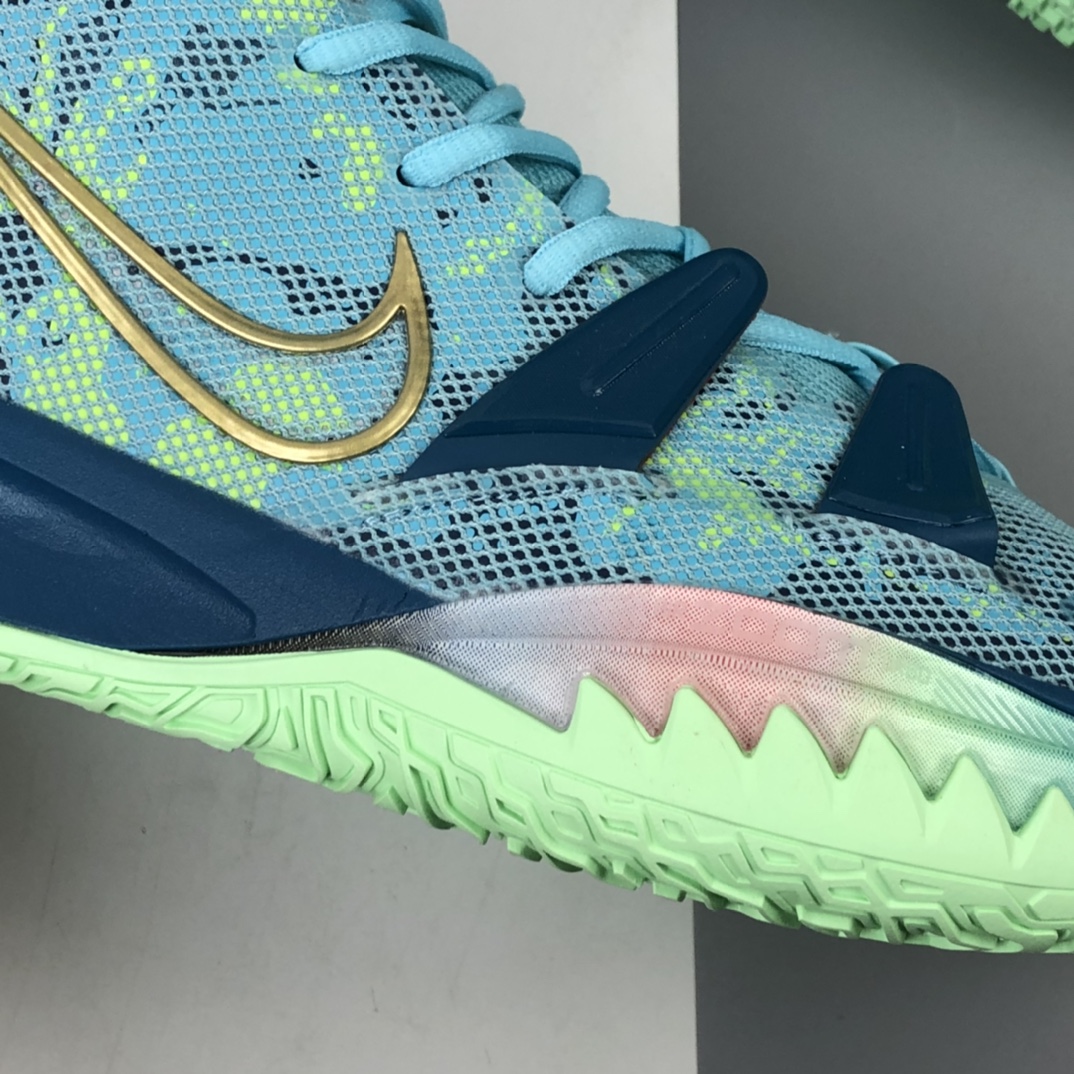220 Nike Kyrie 7 耐克欧文7代室内休闲运动中帮篮球鞋 DC0588-400
