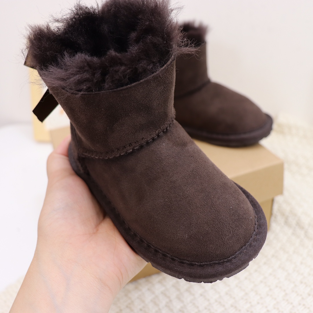 图片[7]-UGG皮毛一体蝴蝶结宝宝鞋雪地靴尺码15–20 此款是小童款.鞋底是薄的非常适合小宝宝💪 俏皮可爱的后蝴蝶结.和logo的完美结合.可爱甜美📣 是羊皮毛一体，真羊毛.软橡胶防滑底轻便舒适👍…-选品中心