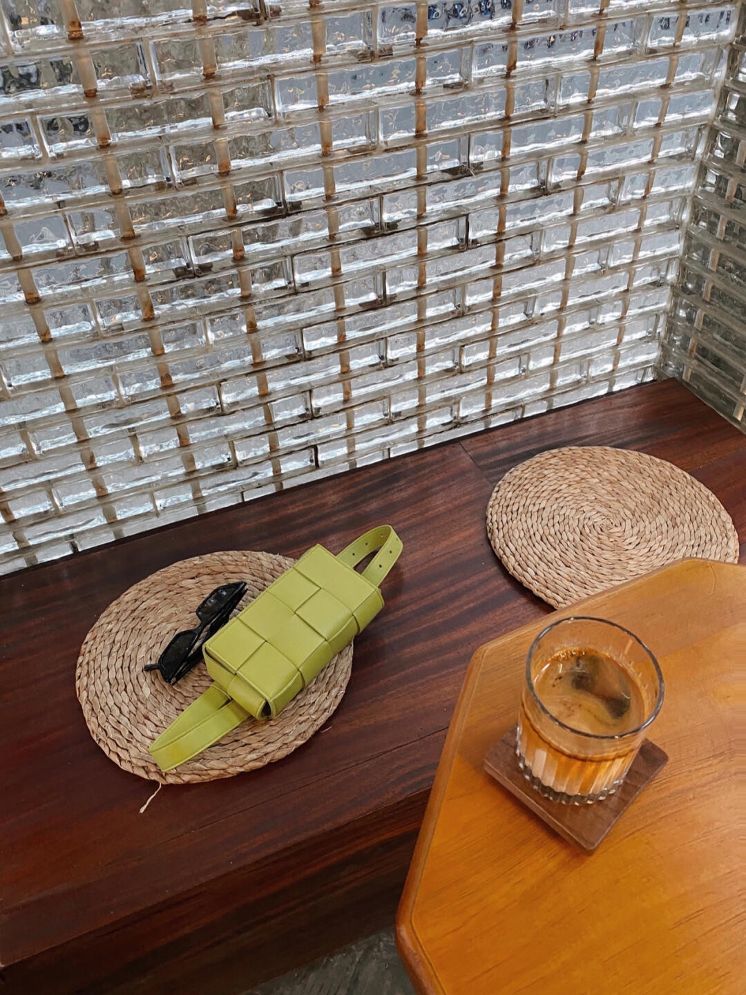 Bottega Veneta葆蝶家  The Belt Cassttte腰包 639367奇异果色