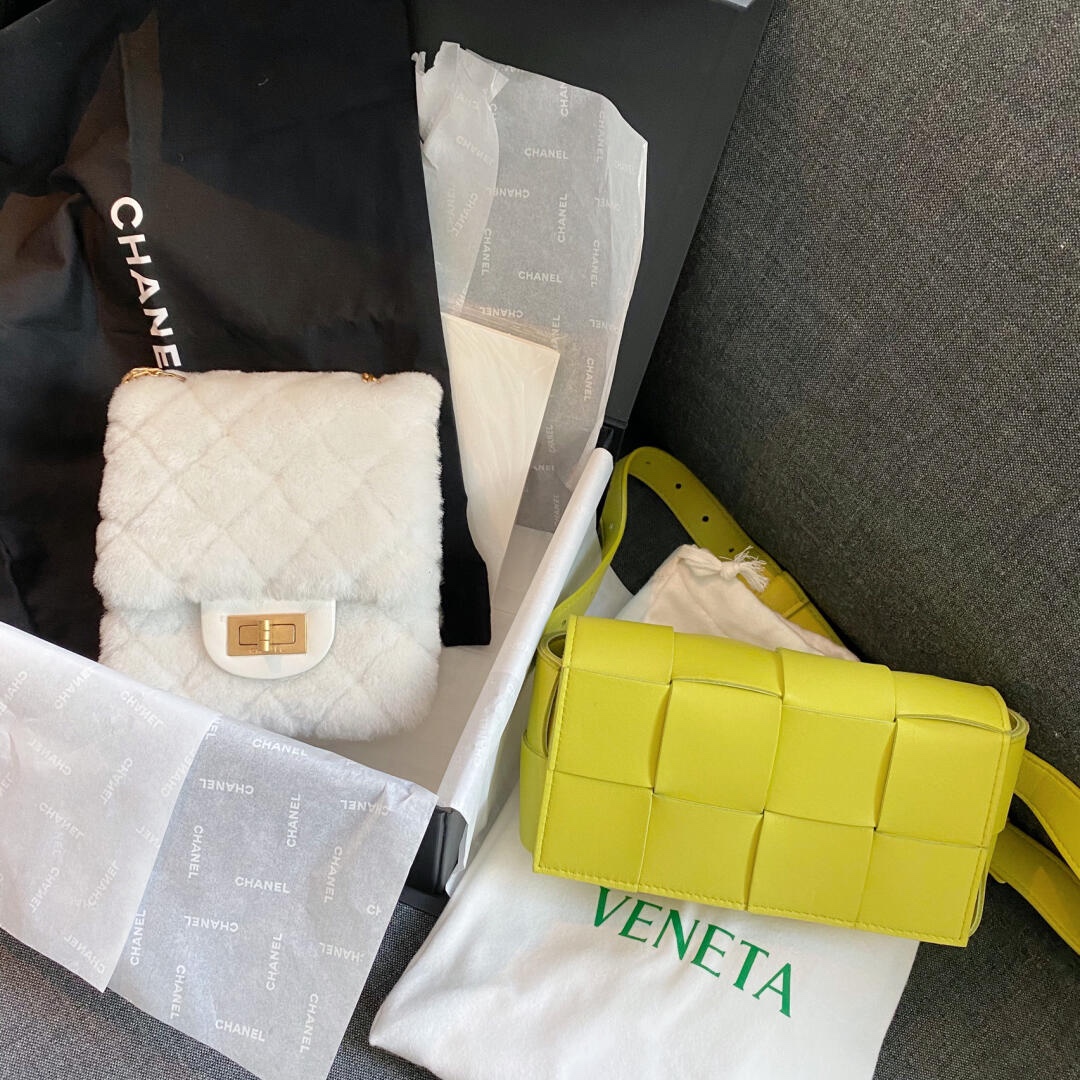 Bottega Veneta葆蝶家  The Belt Cassttte腰包 639367奇异果色