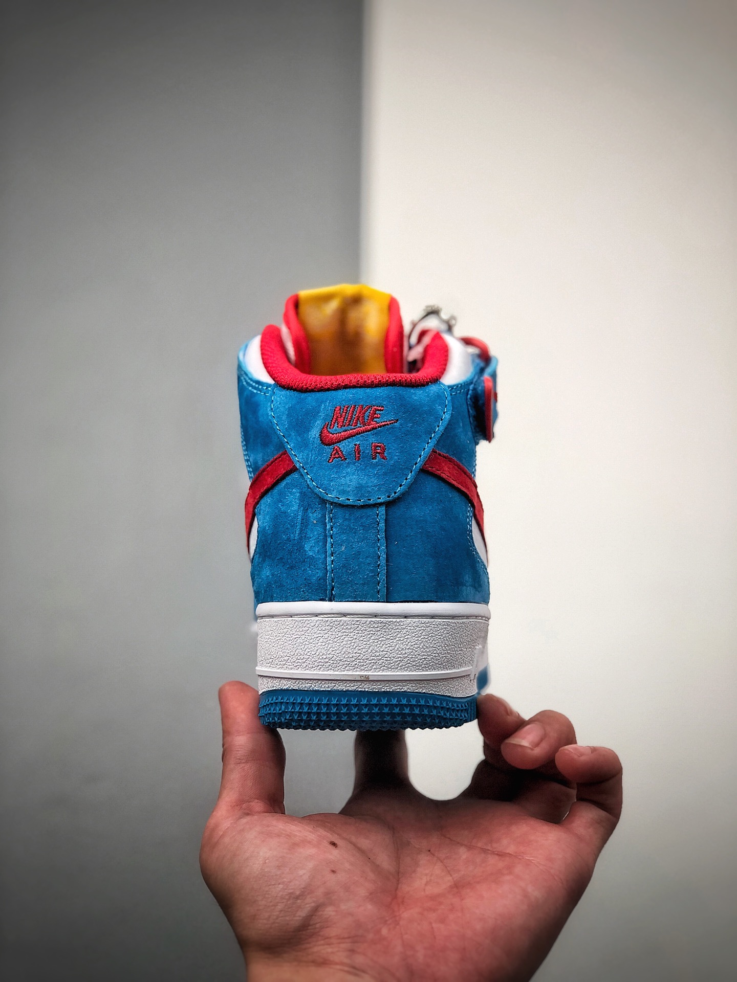 Miniatura 7