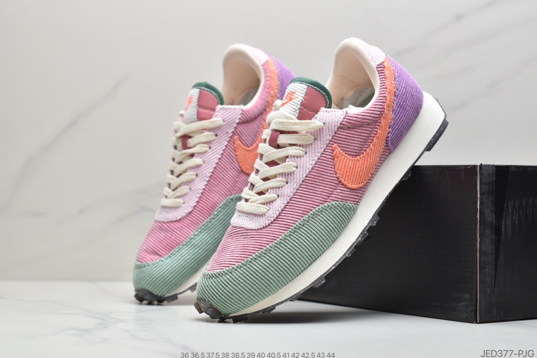 150 公司级耐克Nike Wmns Daybreak”Hydrogen Blue/Plum Dust/Sail”OG破晓列系华夫复休古闲运动跑慢鞋“脏粉棕深淡蓝”CV2179-545