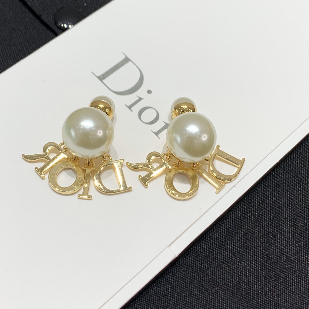 Chanel Haute Joaillerie Fine Jewelry Earrings Necklace Ring Ref.5F22836E 4