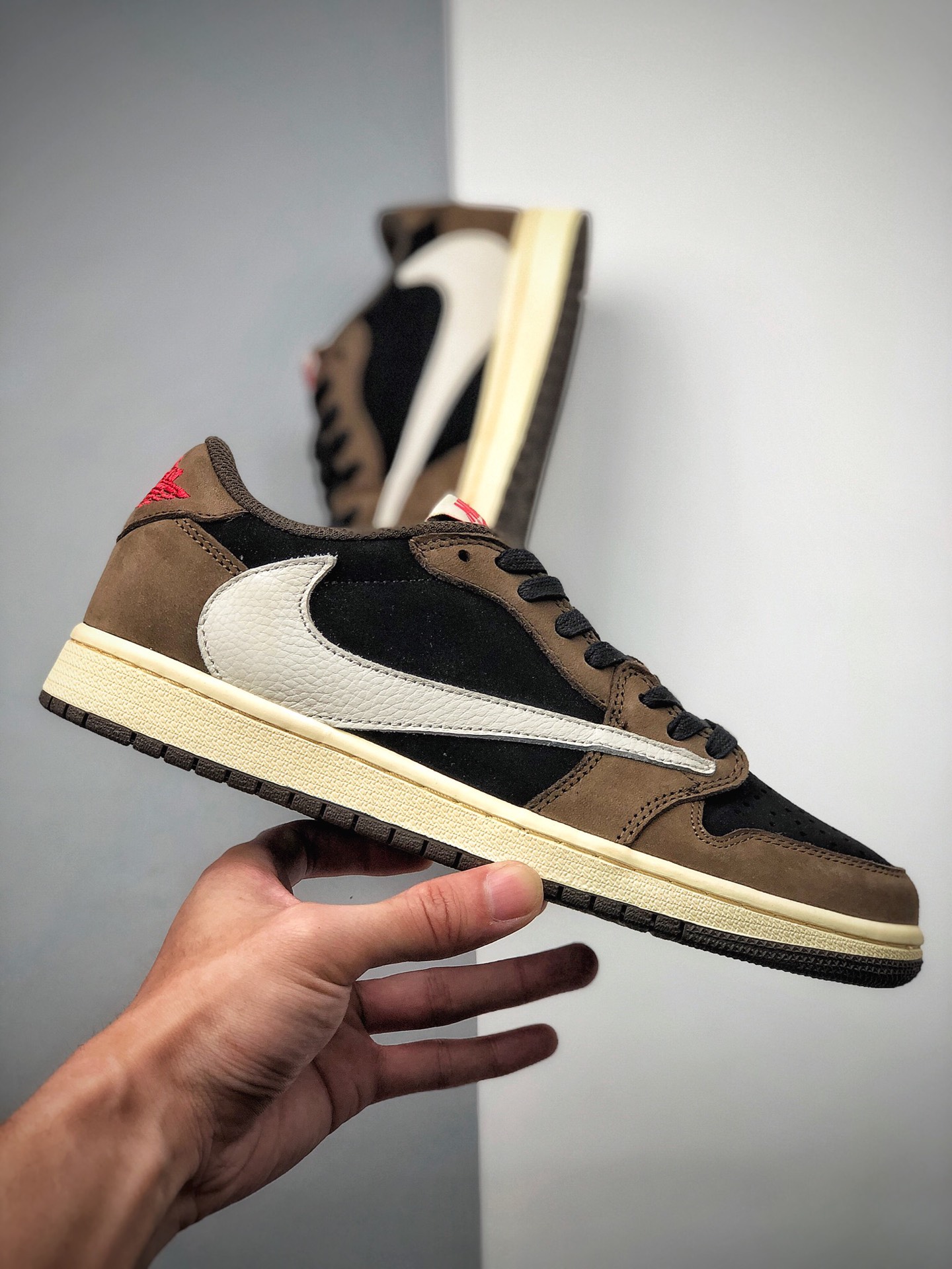 240  Air Jordan 1 Retro High OG 倒勾 低帮 深棕 AJ1 乔丹1代 aj1 乔1 咖啡色 深棕 反向脚趾CQ4277-001